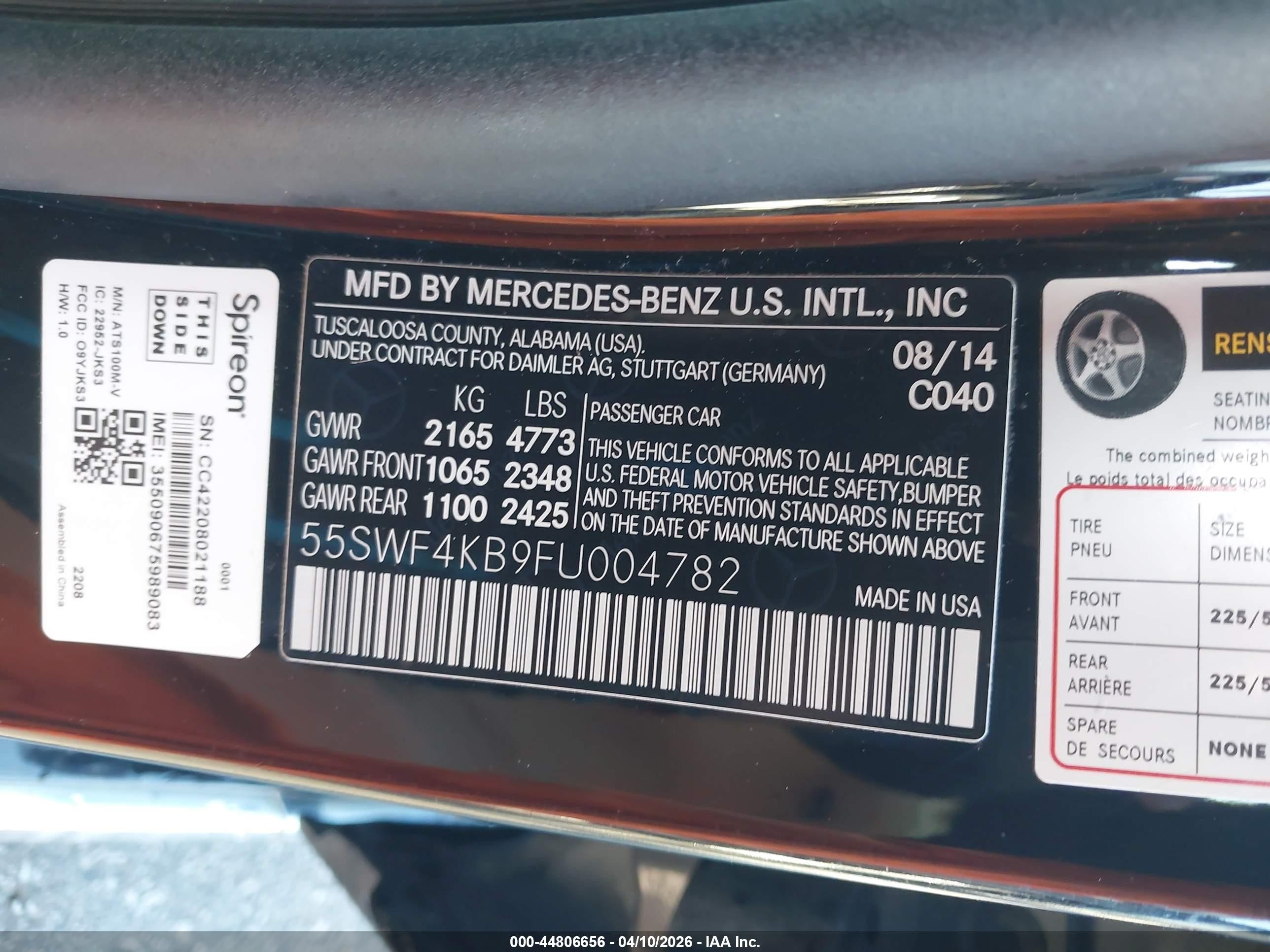 2015 Mercedes-benz C 300 4matic Черный vin: 55SWF4KB9FU004782