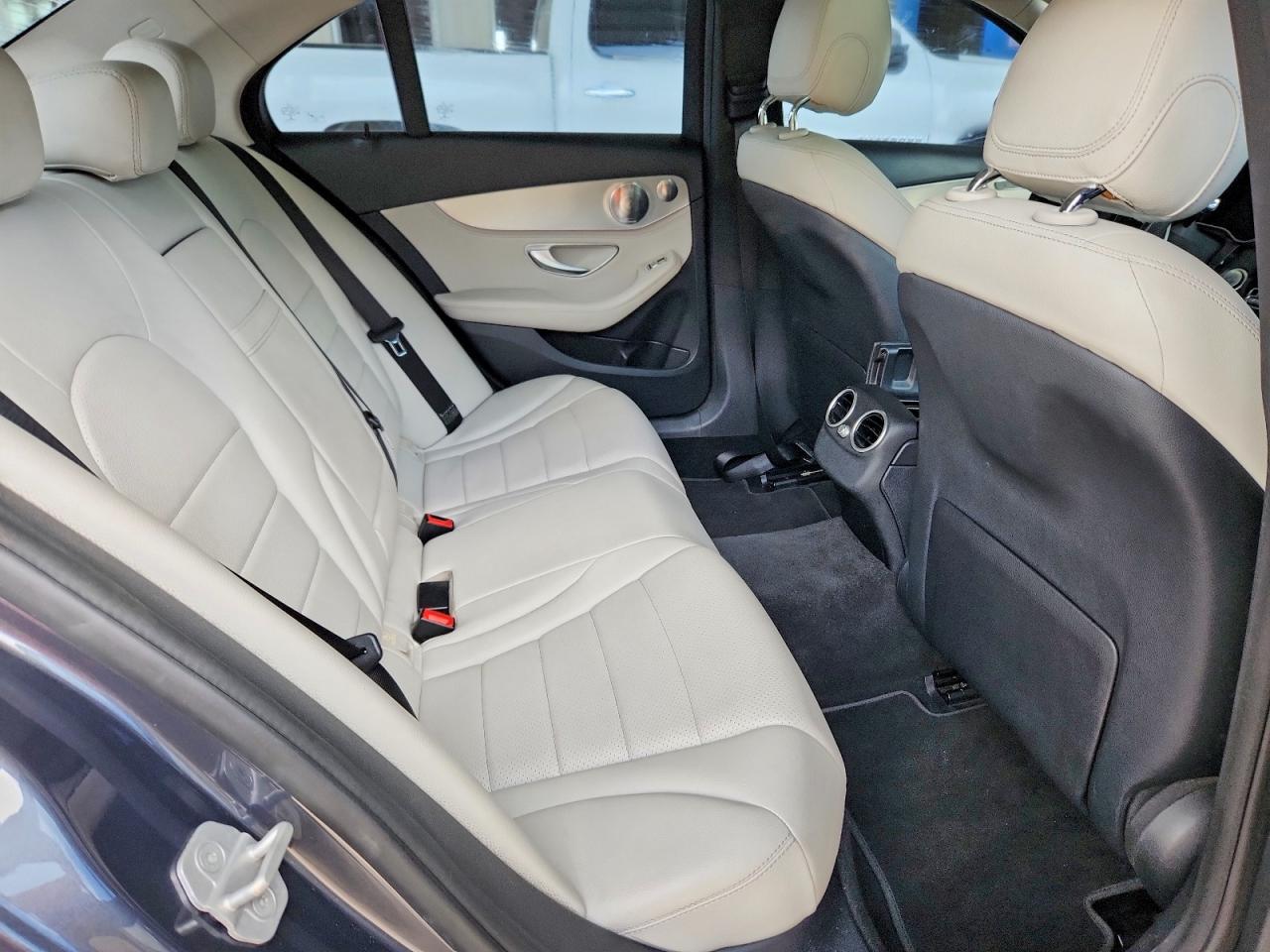 2015 Mercedes-benz C 300 4matic Gray vin: 55SWF4KB9FU007374