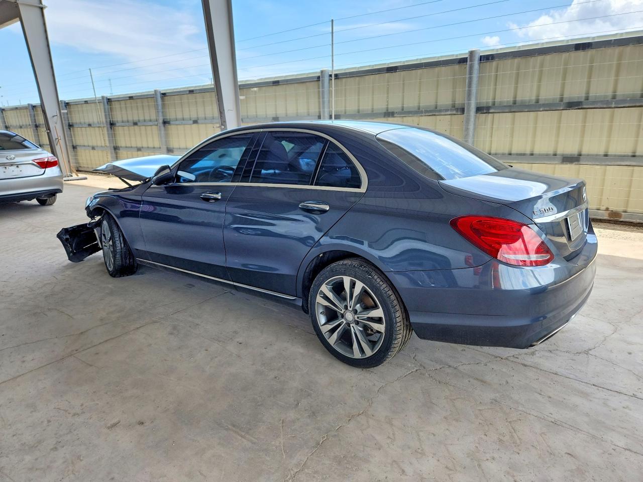 2015 Mercedes-benz C 300 4matic Gray vin: 55SWF4KB9FU007374