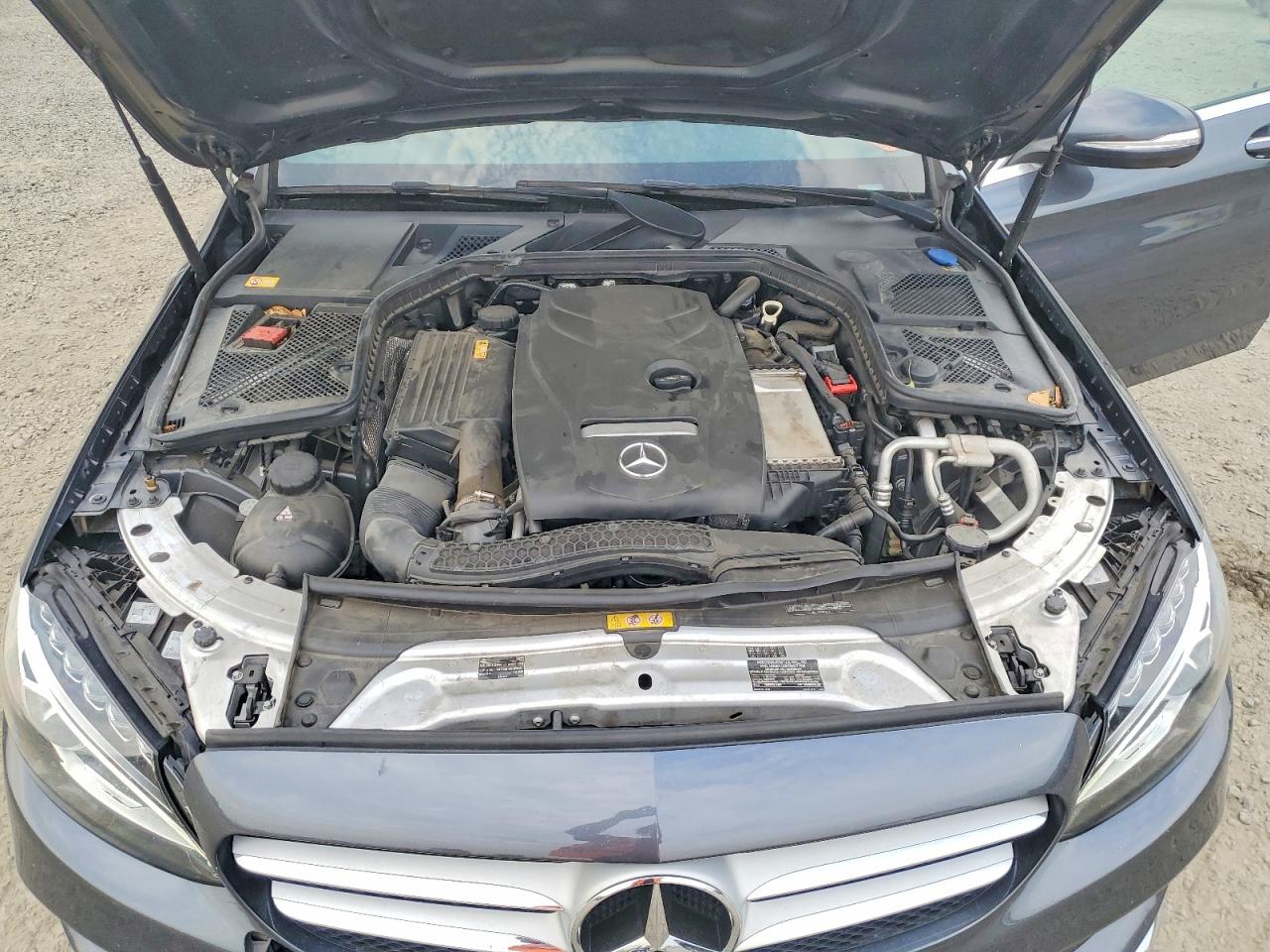 2015 Mercedes-benz C 300 4matic Угольный vin: 55SWF4KB9FU007813