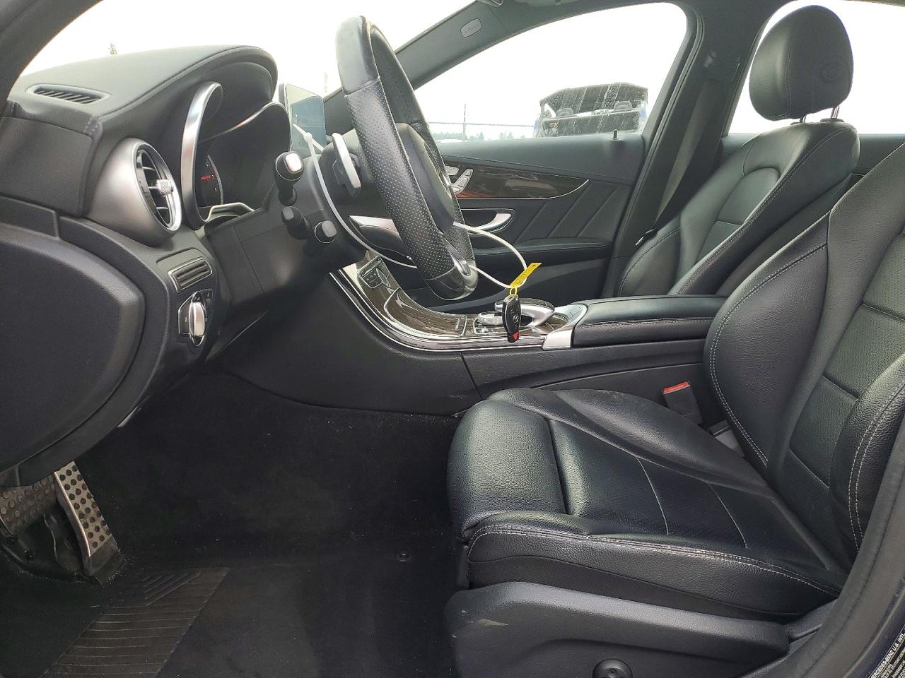 2015 Mercedes-benz C 300 4matic Угольный vin: 55SWF4KB9FU007813