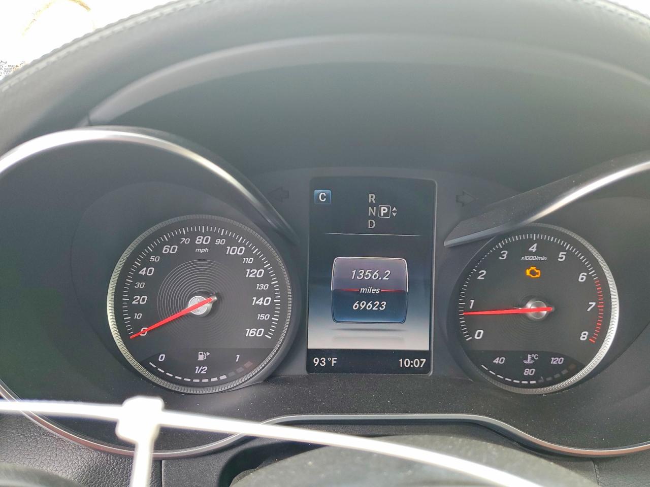 2015 Mercedes-benz C 300 4matic Угольный vin: 55SWF4KB9FU007813