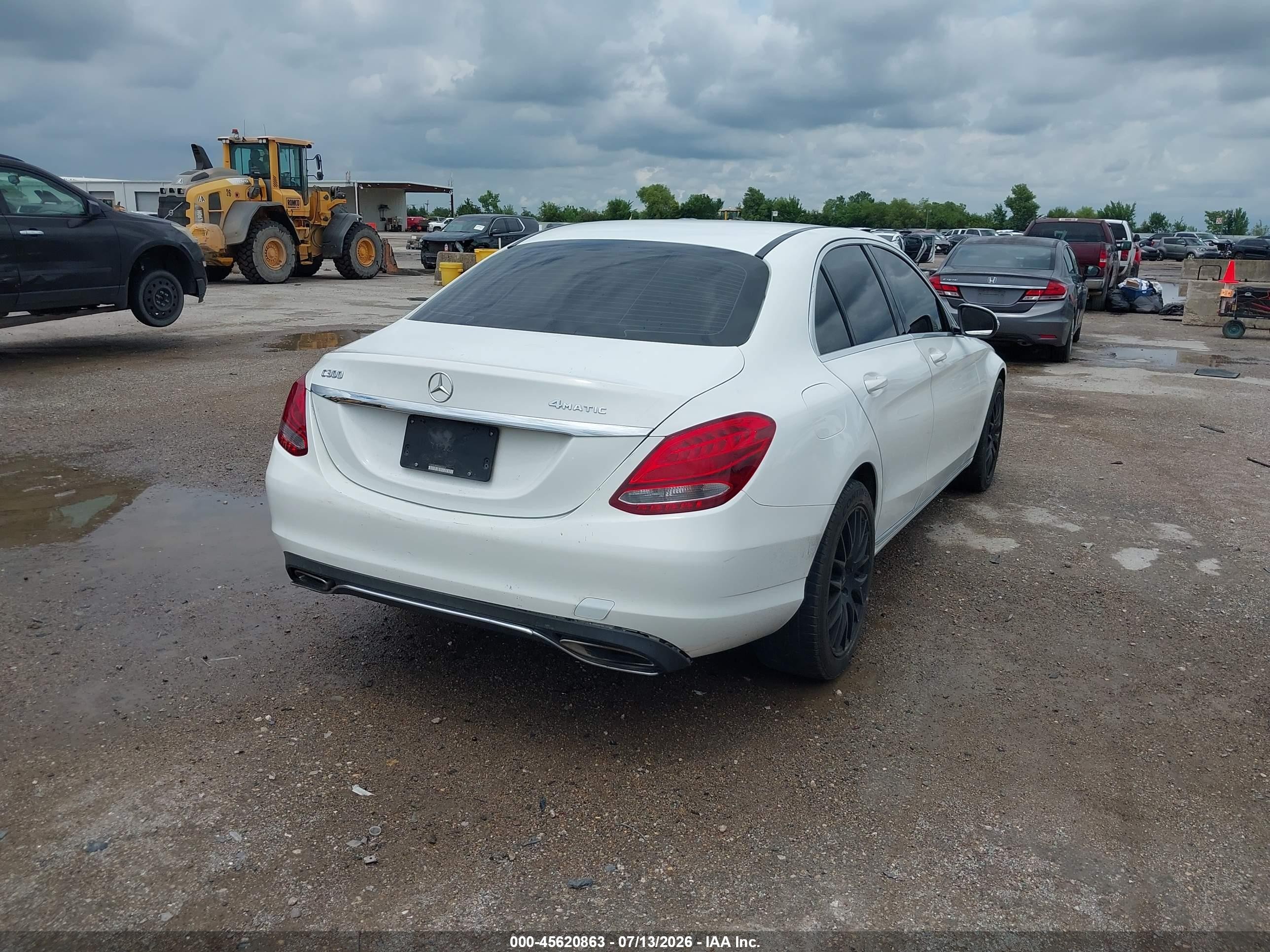 2015 Mercedes-benz C 300 4matic White vin: 55SWF4KB9FU016608