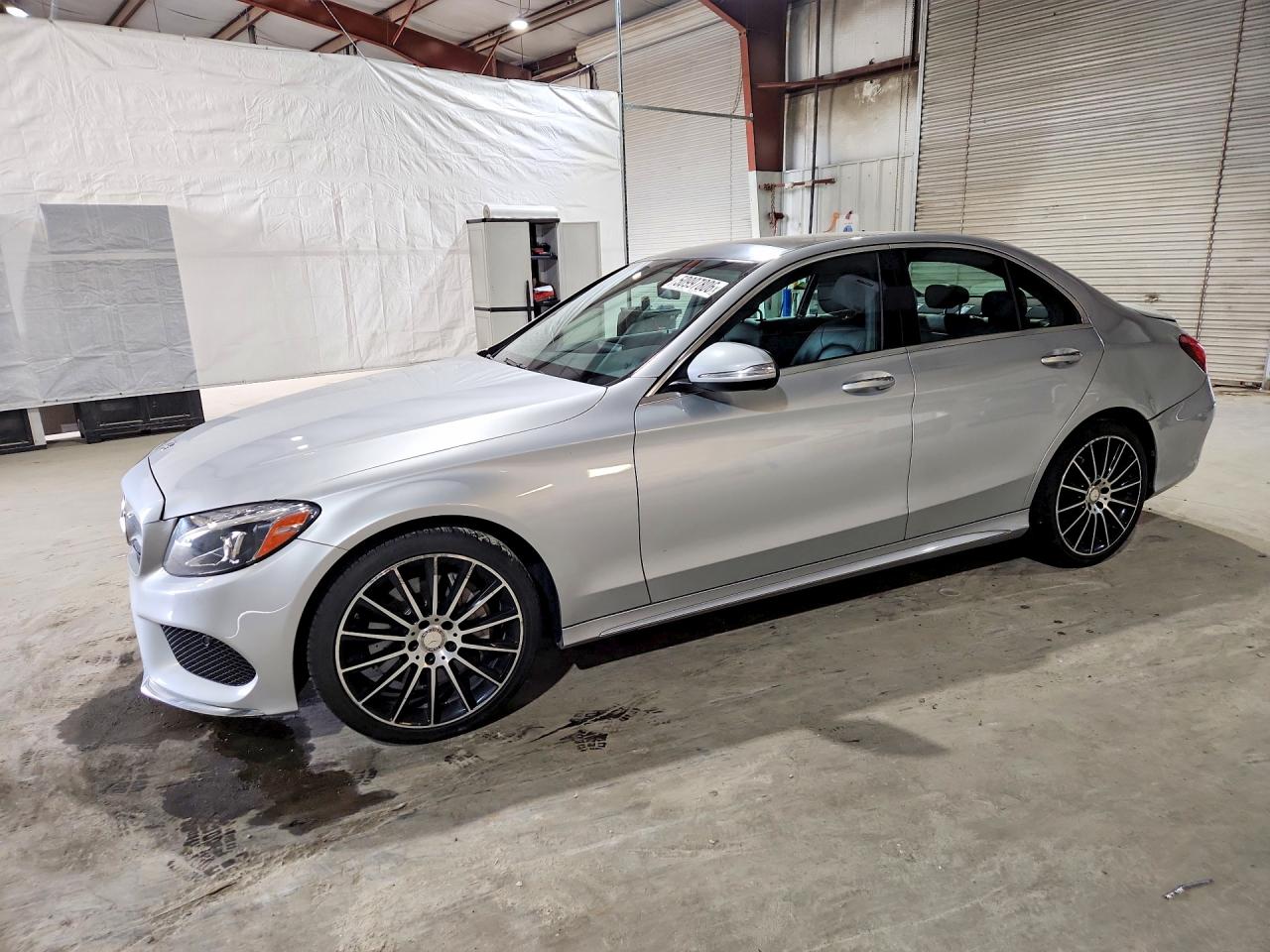 2015 Mercedes-benz C 300 4matic Silver vin: 55SWF4KB9FU020108