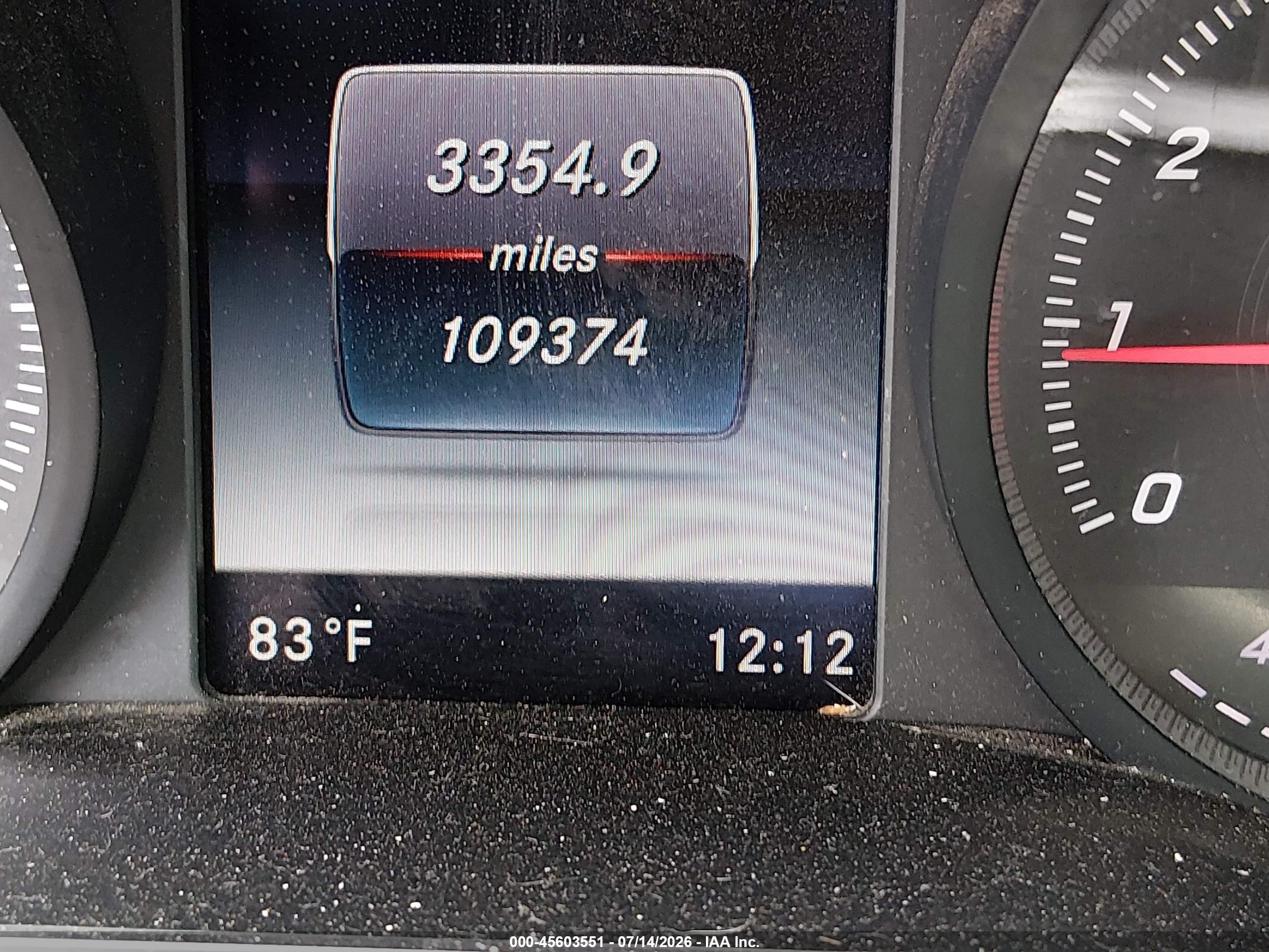 2015 Mercedes-benz C 300 4matic Silver vin: 55SWF4KB9FU026183