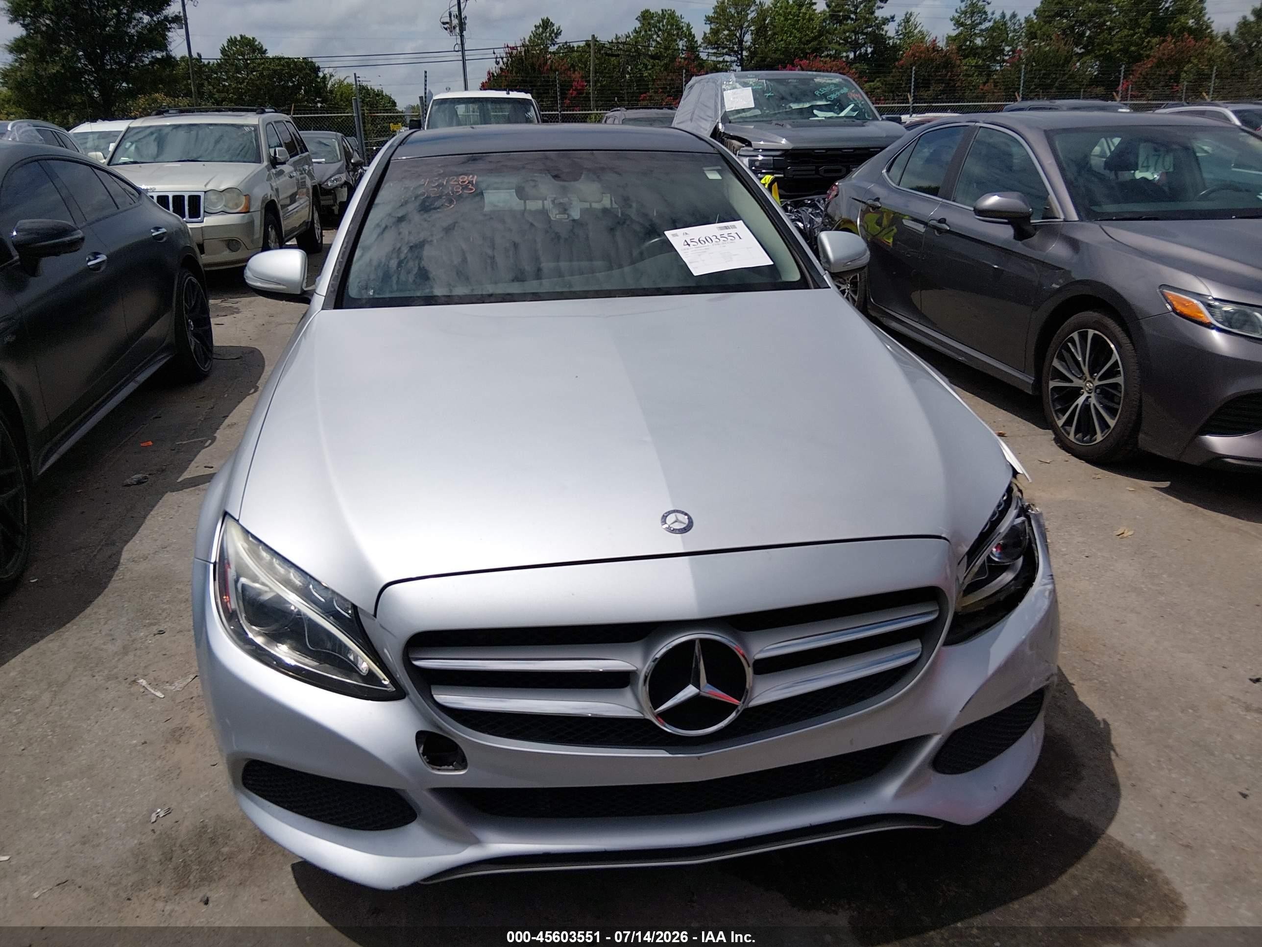 2015 Mercedes-benz C 300 4matic Silver vin: 55SWF4KB9FU026183