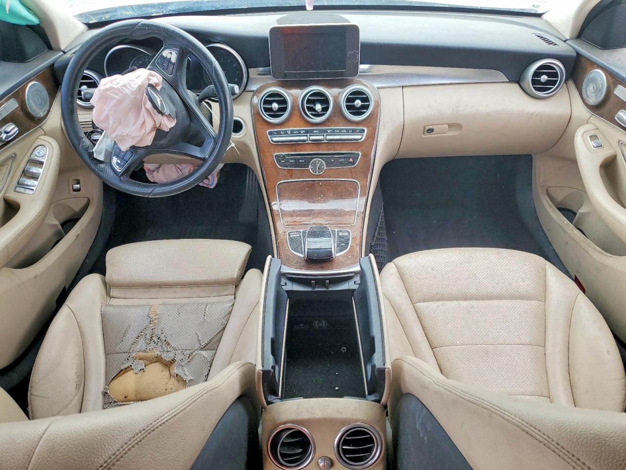 2015 Mercedes-benz C 300 4matic White vin: 55SWF4KB9FU031304
