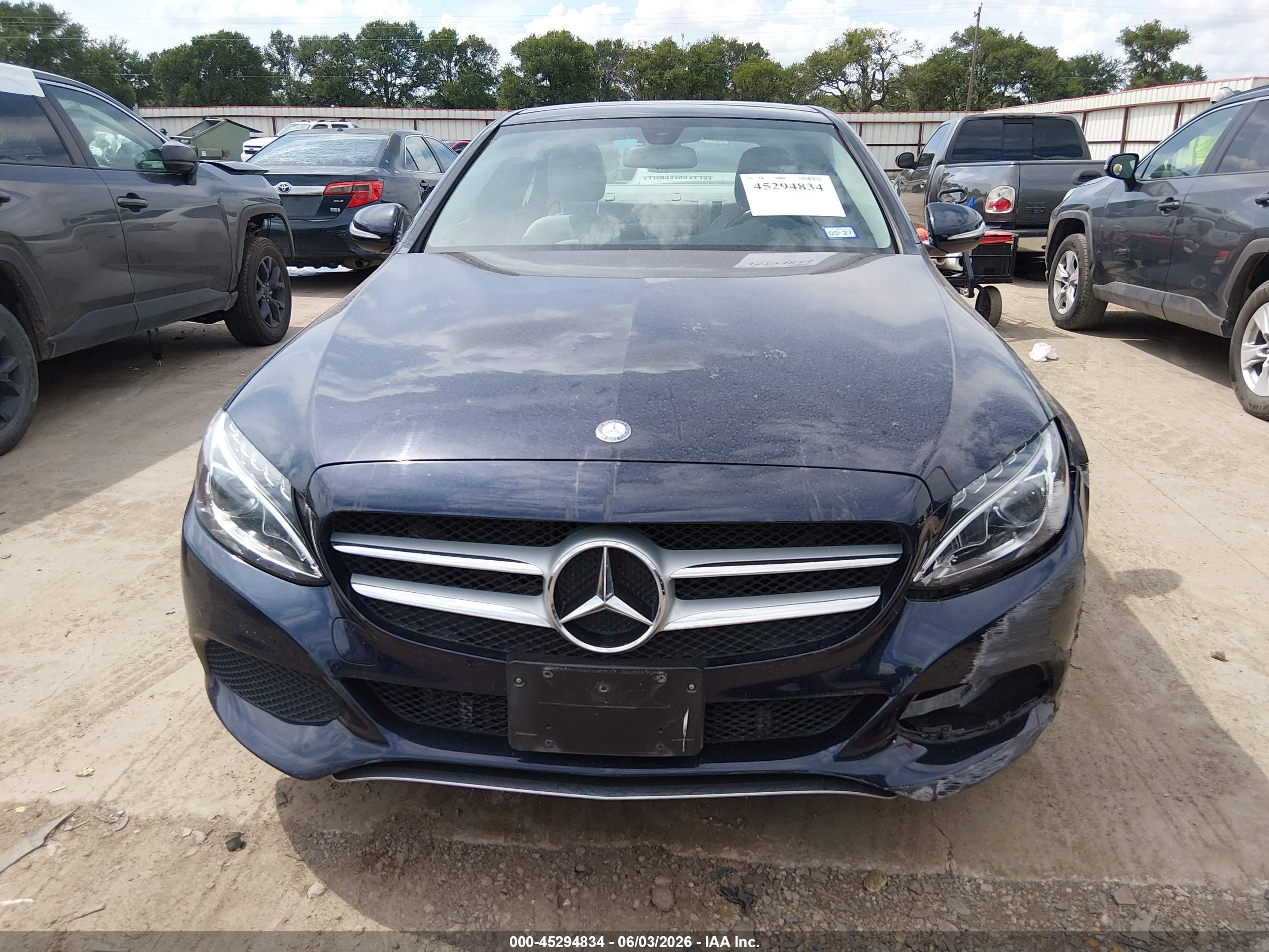 2015 Mercedes-benz C 300 4matic Blue vin: 55SWF4KB9FU031500