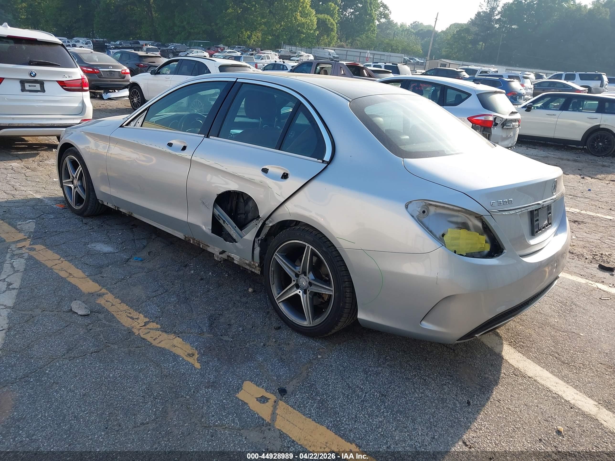 2015 Mercedes-benz C 300 Sport 4matic Silver vin: 55SWF4KB9FU058275