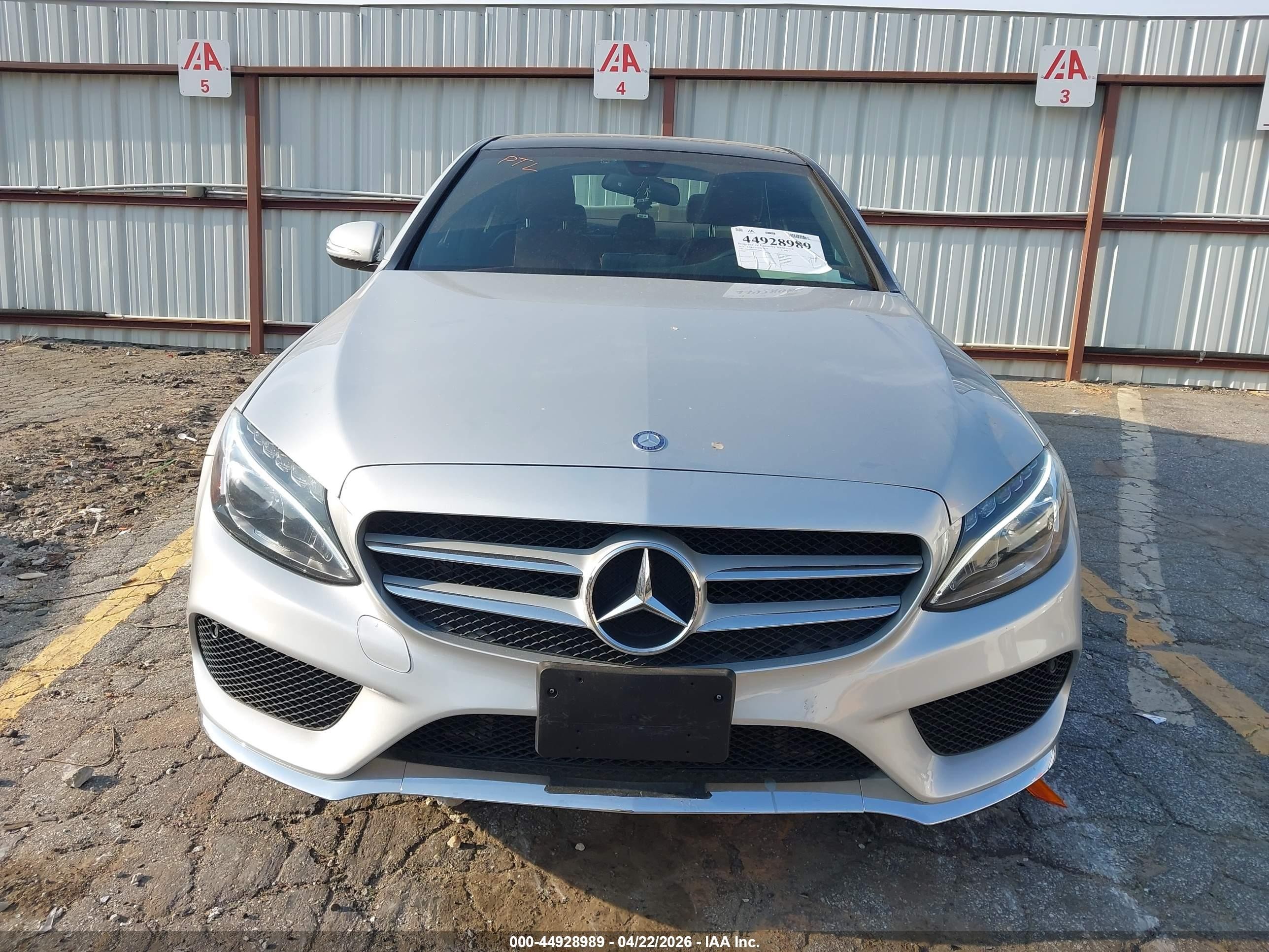 2015 Mercedes-benz C 300 Sport 4matic Silver vin: 55SWF4KB9FU058275