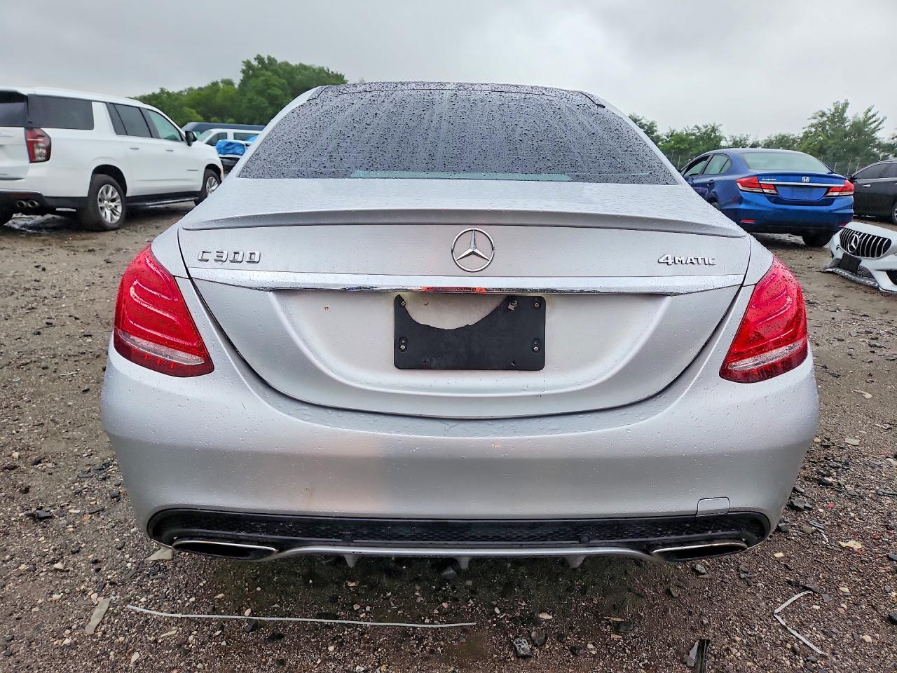 2015 Mercedes-benz C 300 4matic Silver vin: 55SWF4KB9FU060530