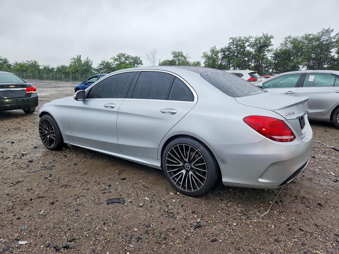 2015 Mercedes-benz C 300 4matic Silver vin: 55SWF4KB9FU060530