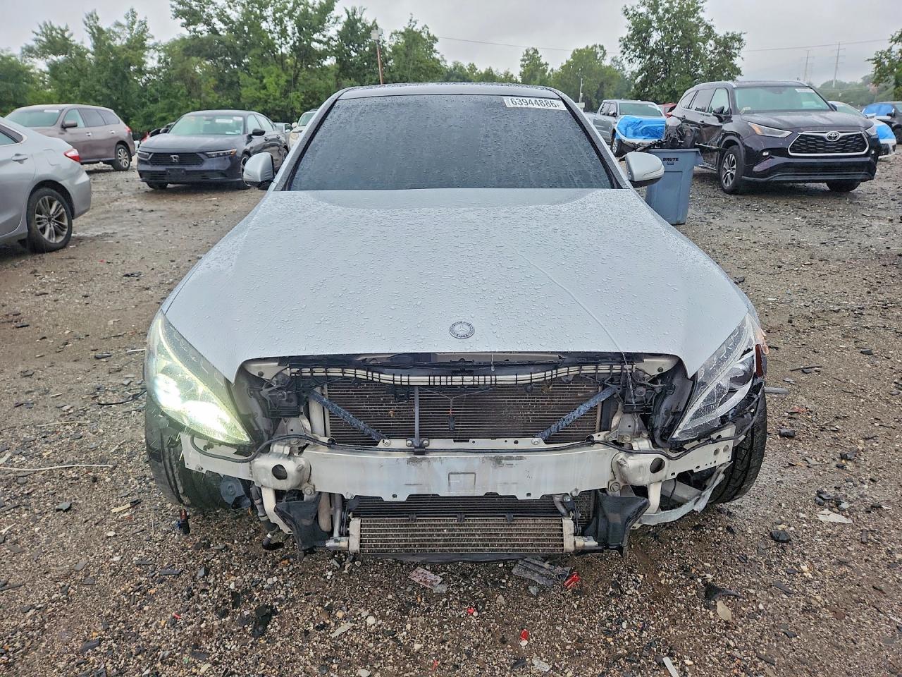 2015 Mercedes-benz C 300 4matic Silver vin: 55SWF4KB9FU060530