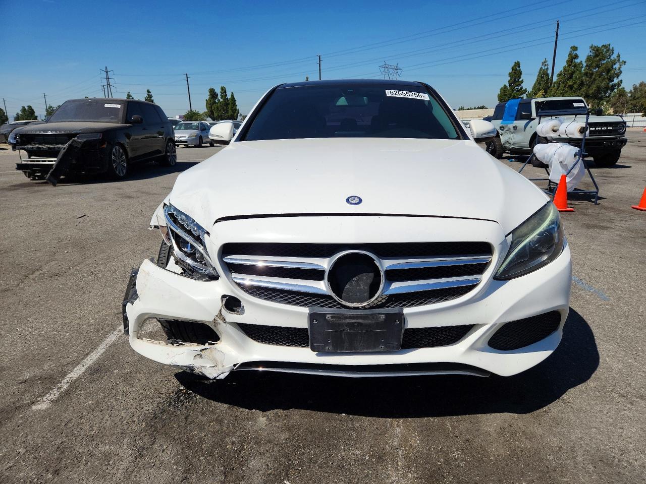 2015 Mercedes-benz C 300 4matic White vin: 55SWF4KB9FU060768