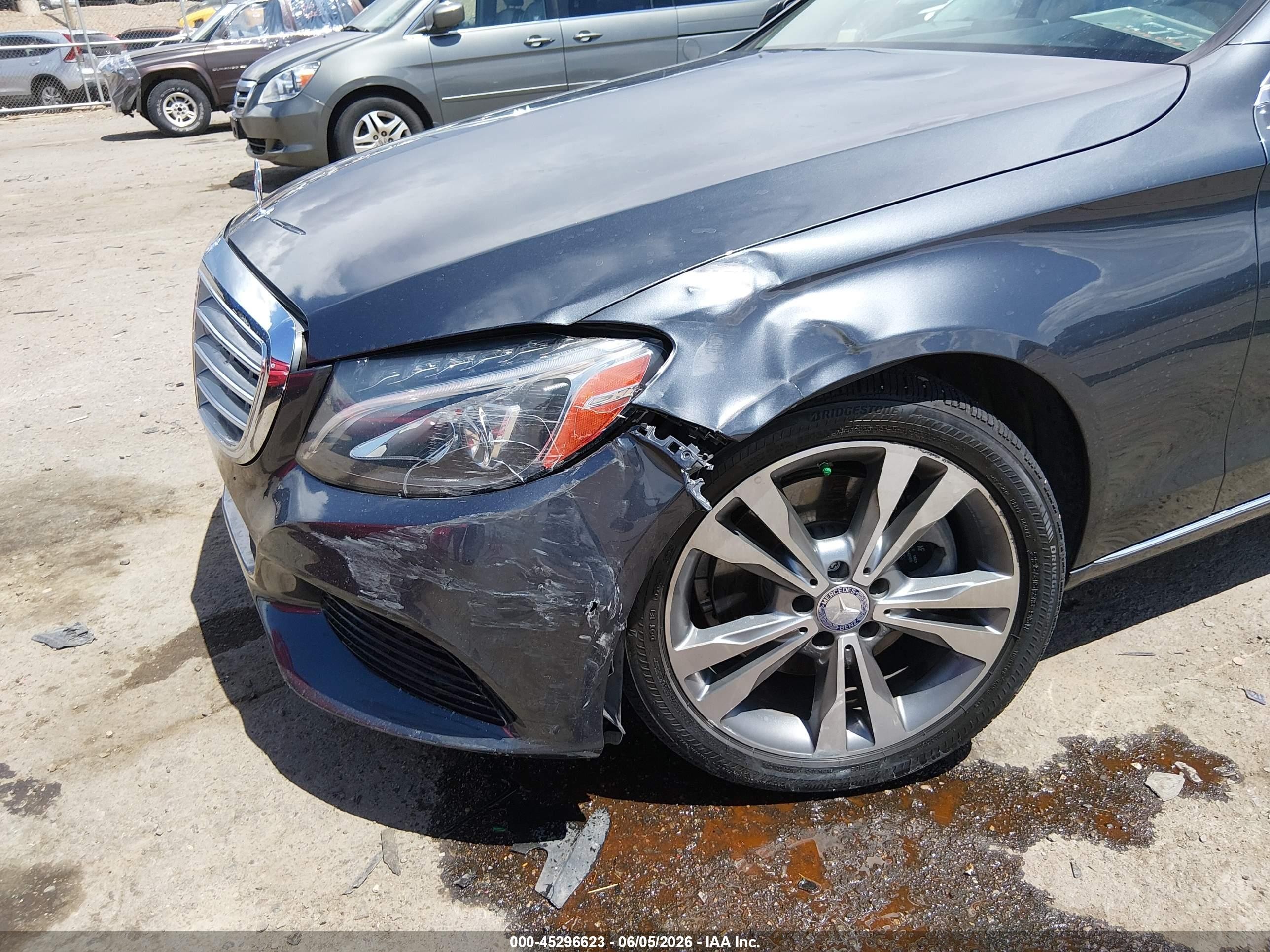 2015 Mercedes-benz C 300 Luxury 4matic Gray vin: 55SWF4KB9FU082785