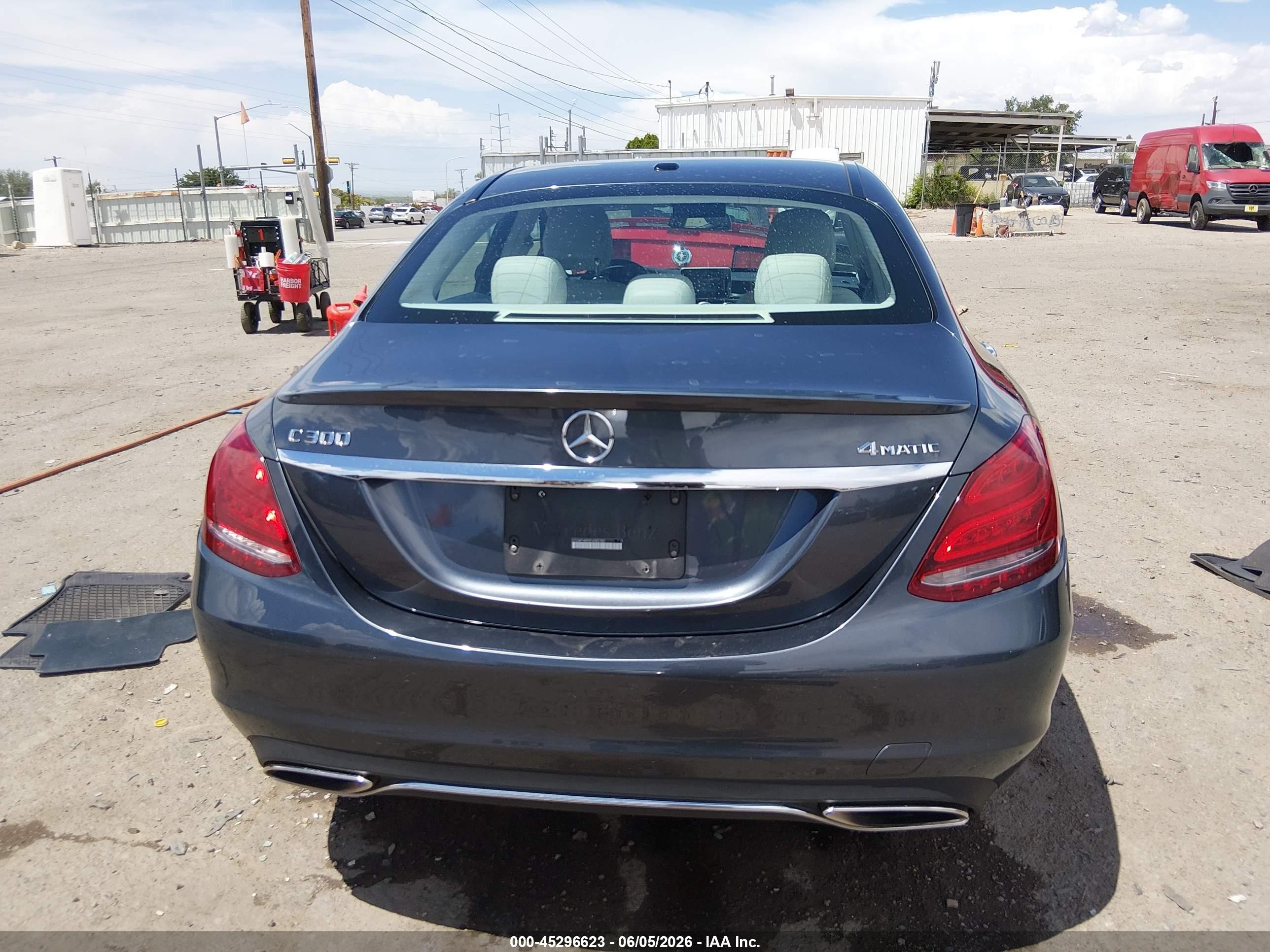 2015 Mercedes-benz C 300 Luxury 4matic Gray vin: 55SWF4KB9FU082785