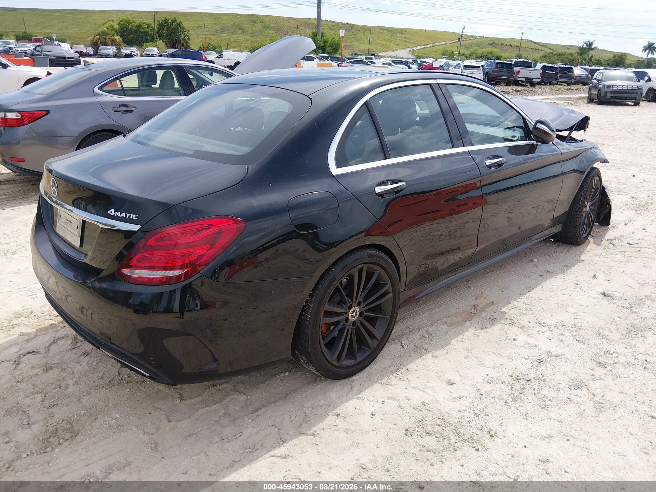2015 Mercedes-benz C 300 Sport 4matic Black vin: 55SWF4KBXFU004029