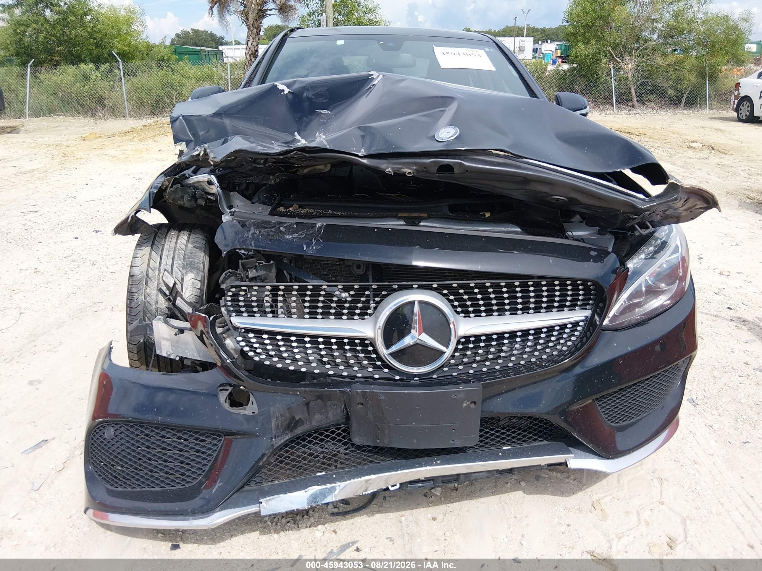 2015 Mercedes-benz C 300 Sport 4matic Black vin: 55SWF4KBXFU004029