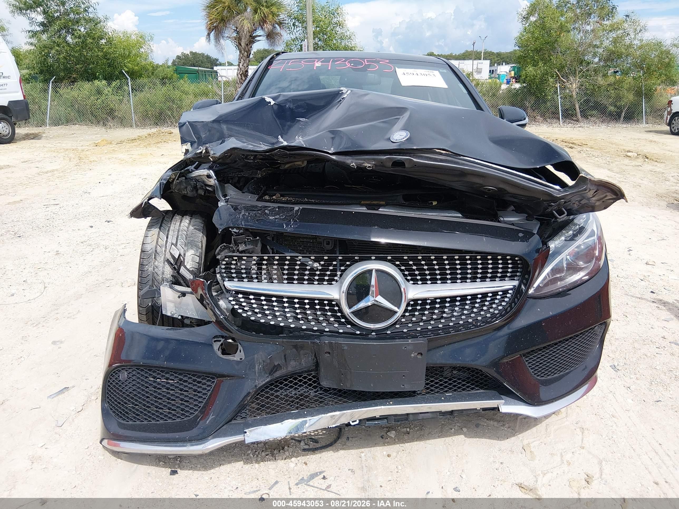 2015 Mercedes-benz C 300 Sport 4matic Black vin: 55SWF4KBXFU004029