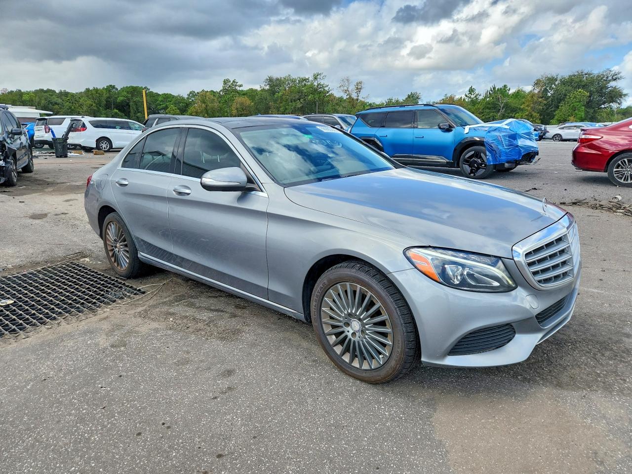 2015 Mercedes-benz C 300 4matic Silver vin: 55SWF4KBXFU006265