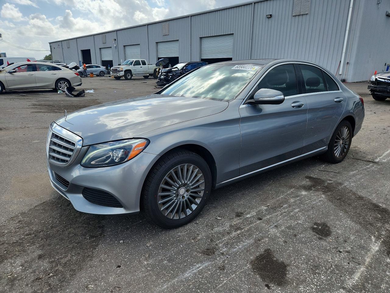 2015 Mercedes-benz C 300 4matic Silver vin: 55SWF4KBXFU006265