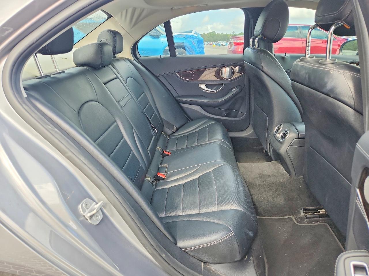 2015 Mercedes-benz C 300 4matic Silver vin: 55SWF4KBXFU006265