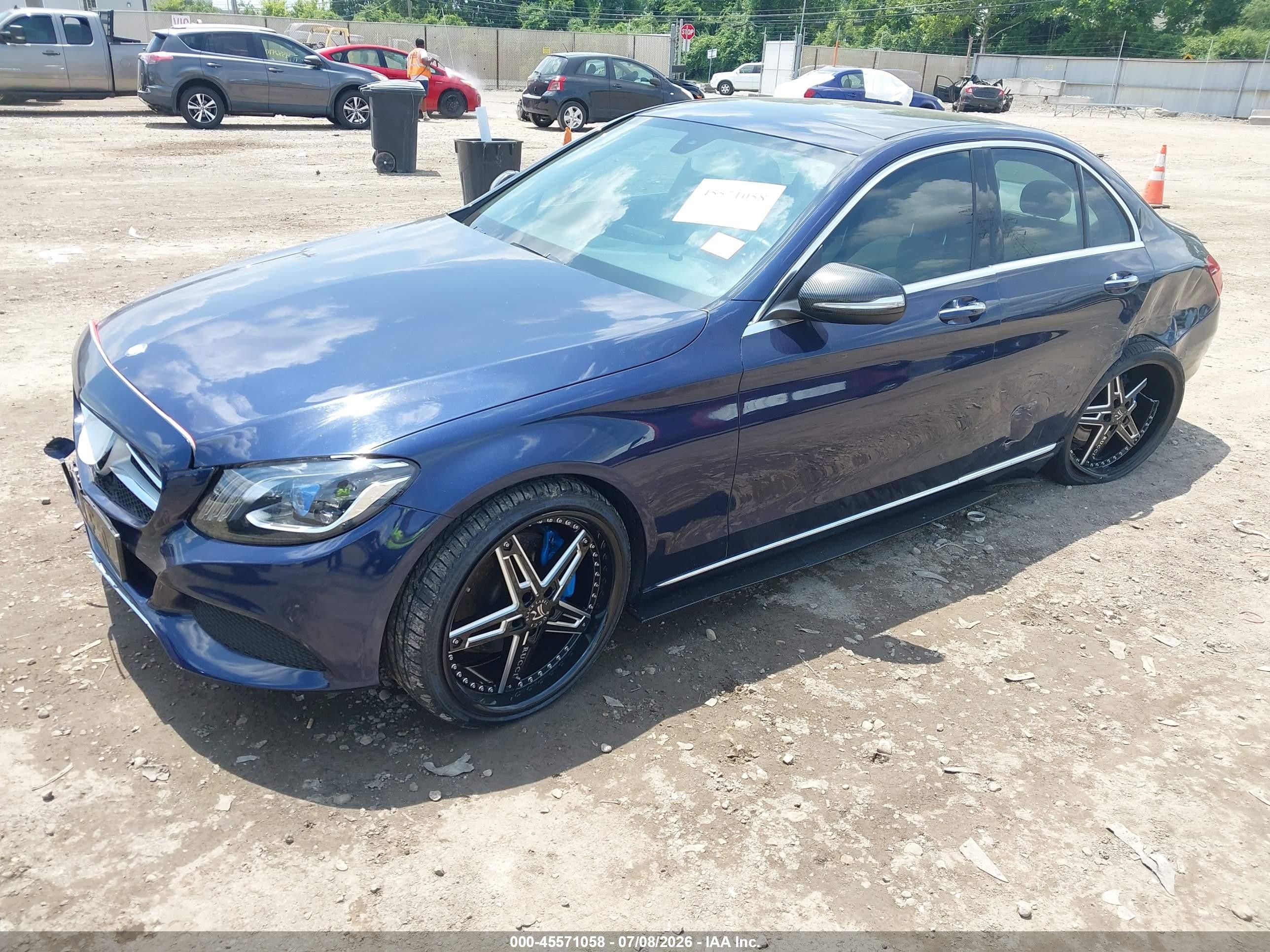 2015 Mercedes-benz C 300 4matic Blue vin: 55SWF4KBXFU008694