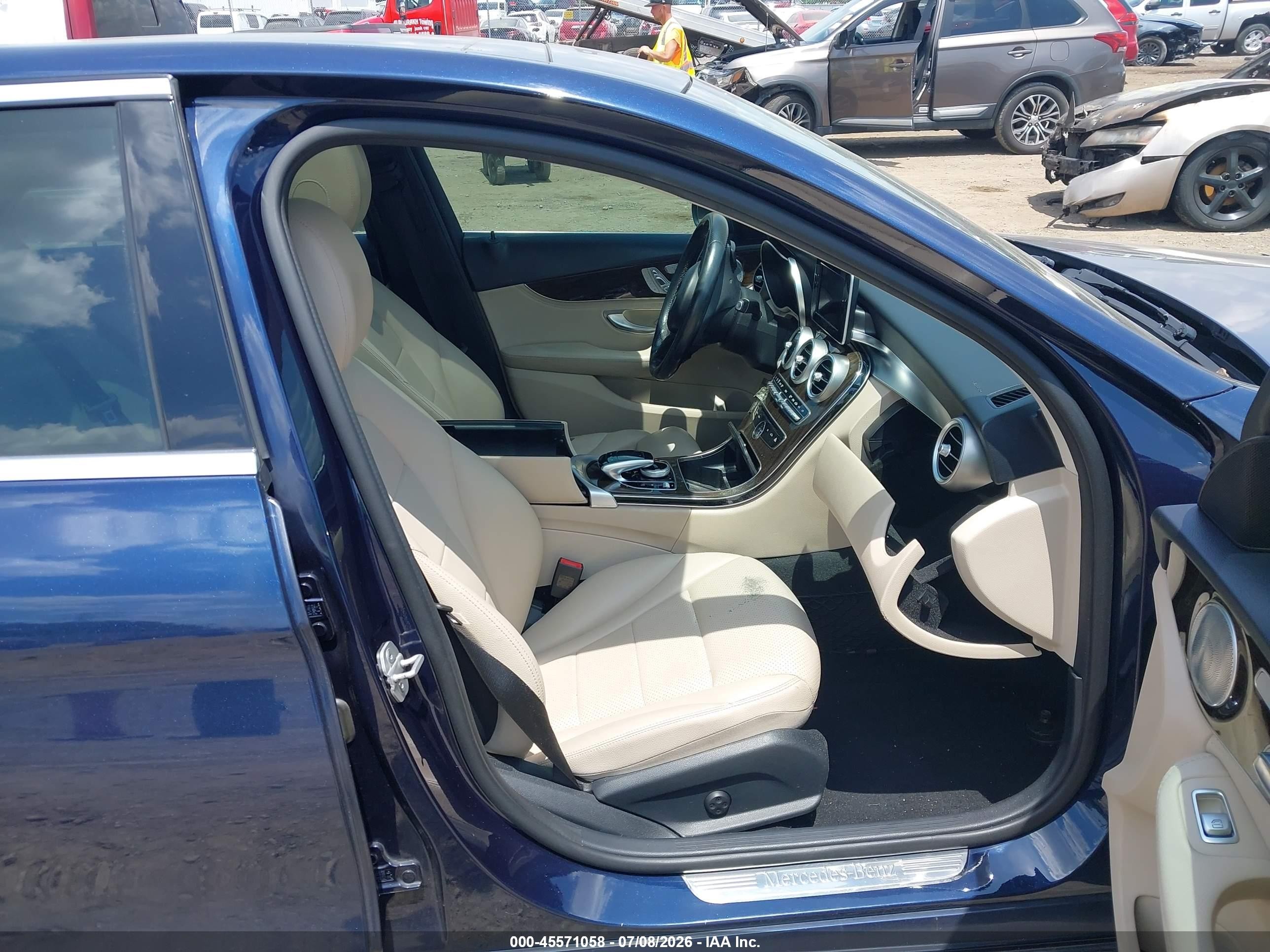 2015 Mercedes-benz C 300 4matic Blue vin: 55SWF4KBXFU008694