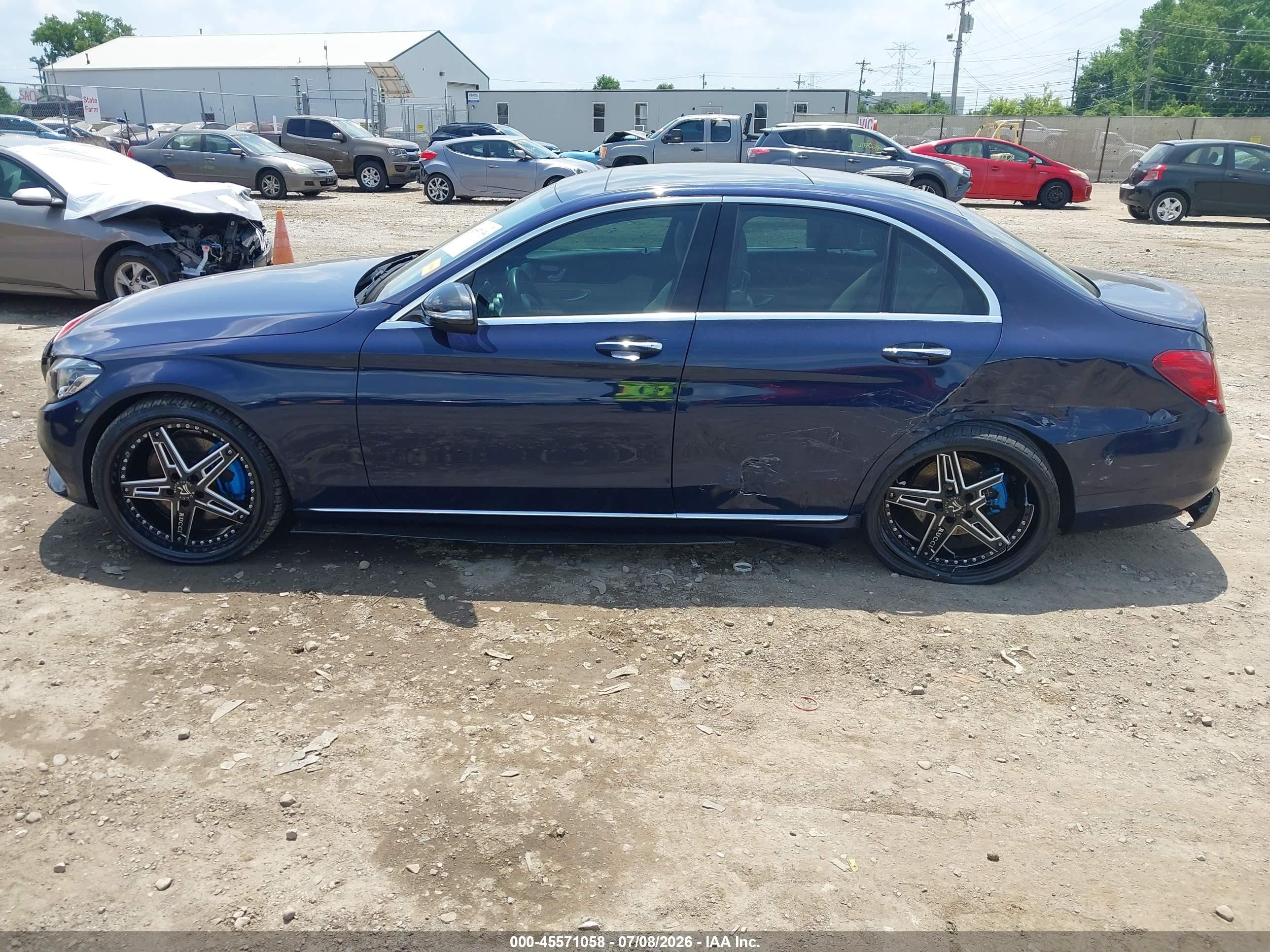 2015 Mercedes-benz C 300 4matic Blue vin: 55SWF4KBXFU008694