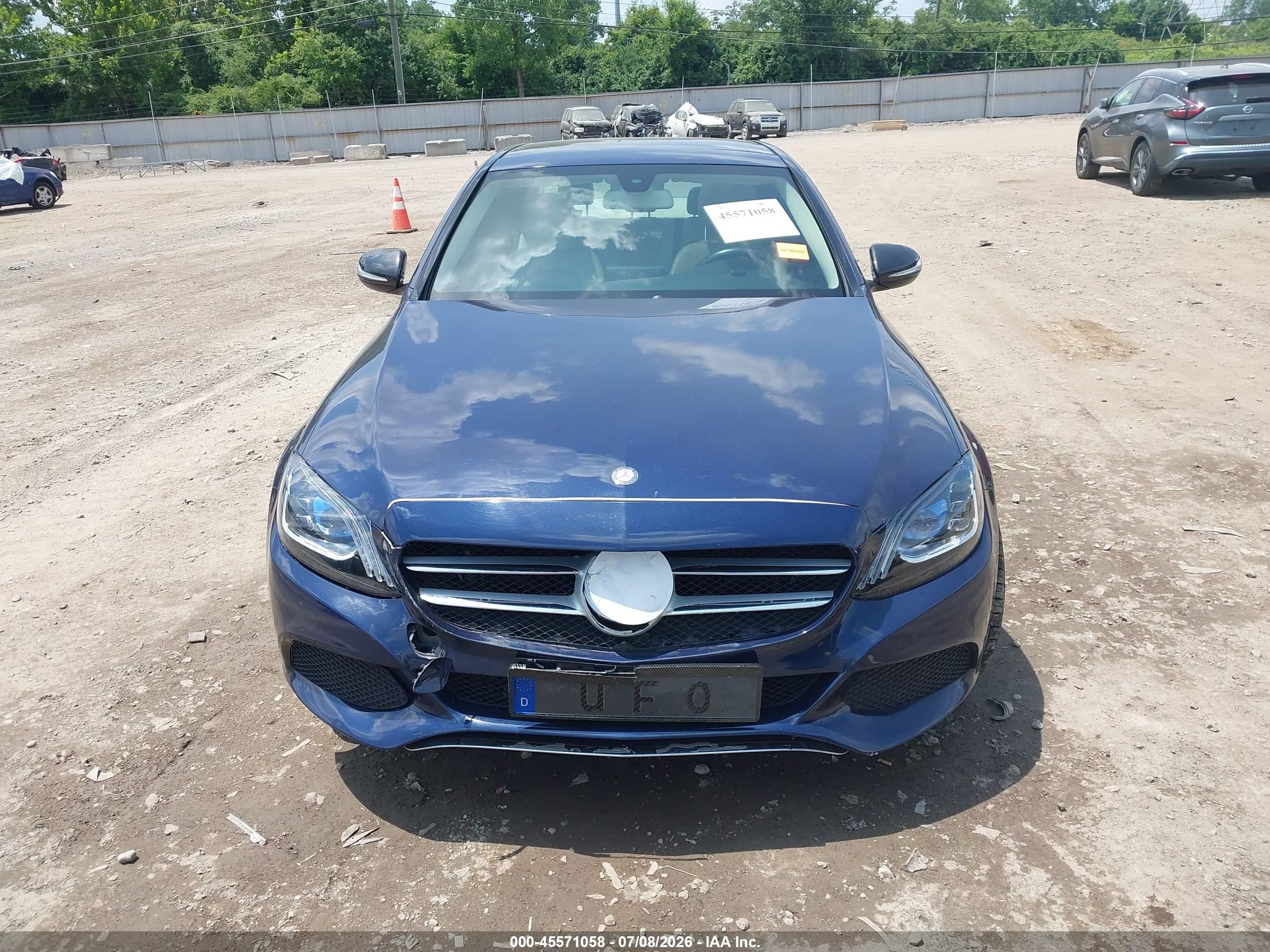 2015 Mercedes-benz C 300 4matic Blue vin: 55SWF4KBXFU008694