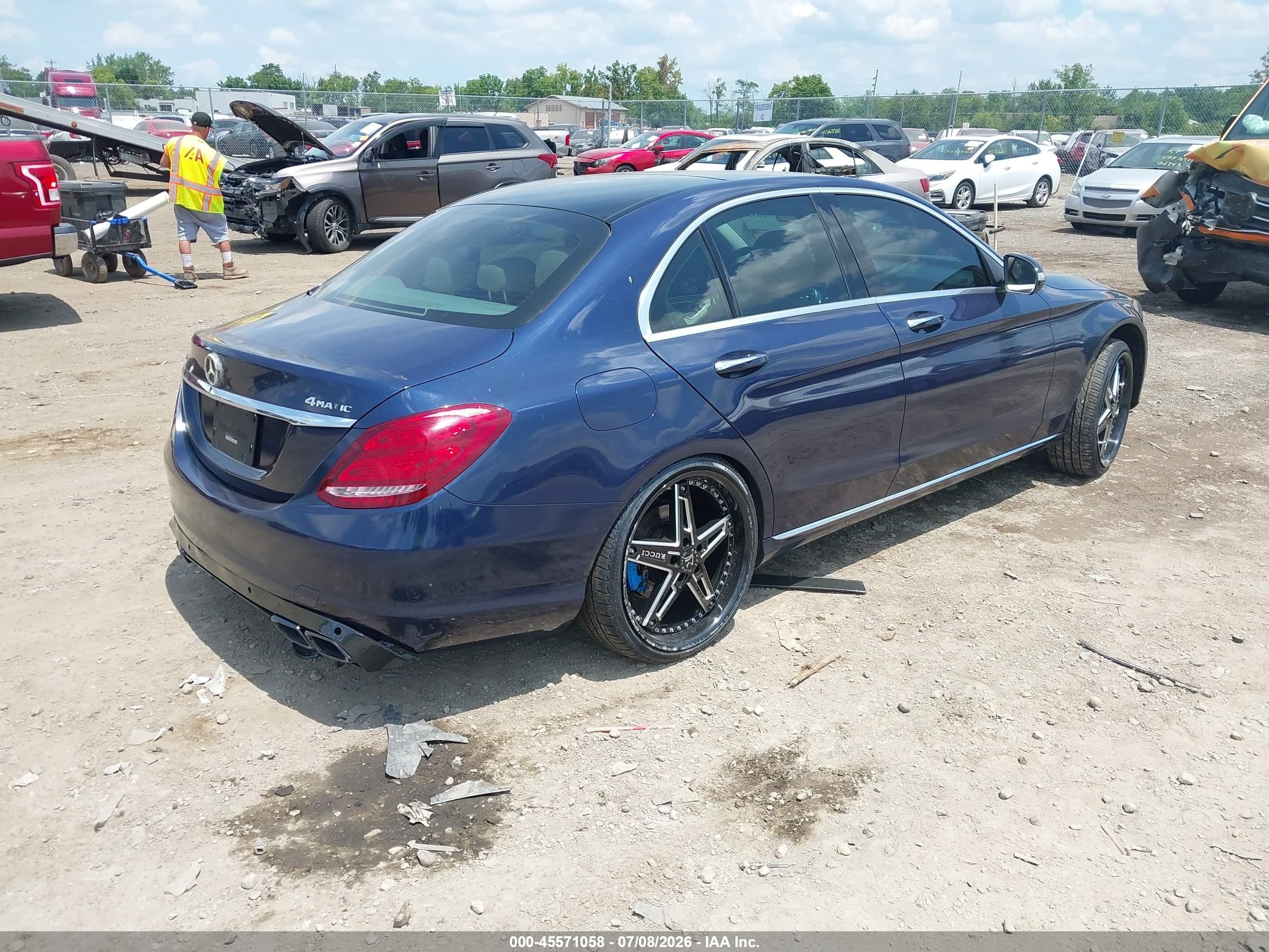 2015 Mercedes-benz C 300 4matic Blue vin: 55SWF4KBXFU008694