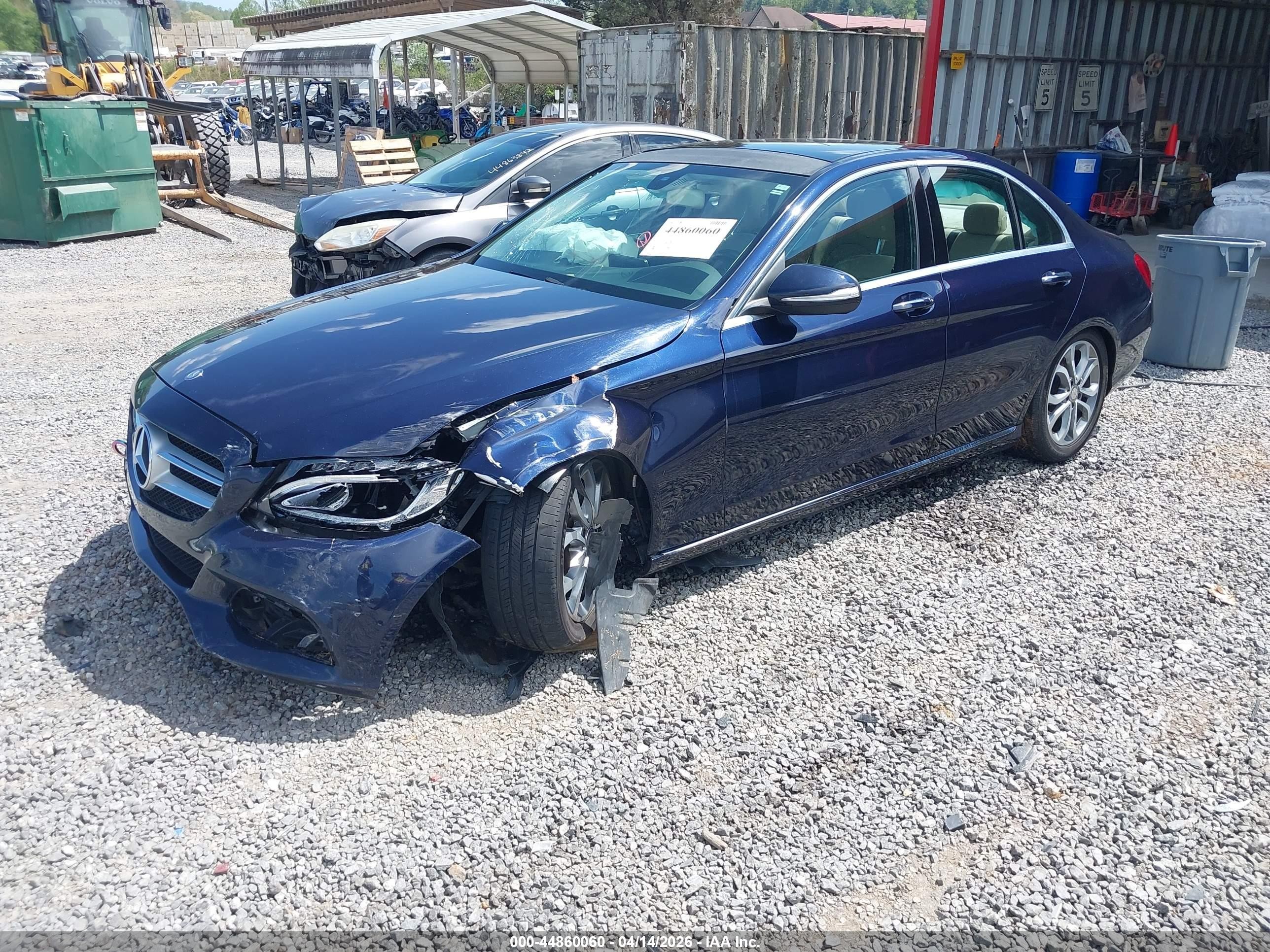 2015 Mercedes-benz C 300 4matic Blue vin: 55SWF4KBXFU012115