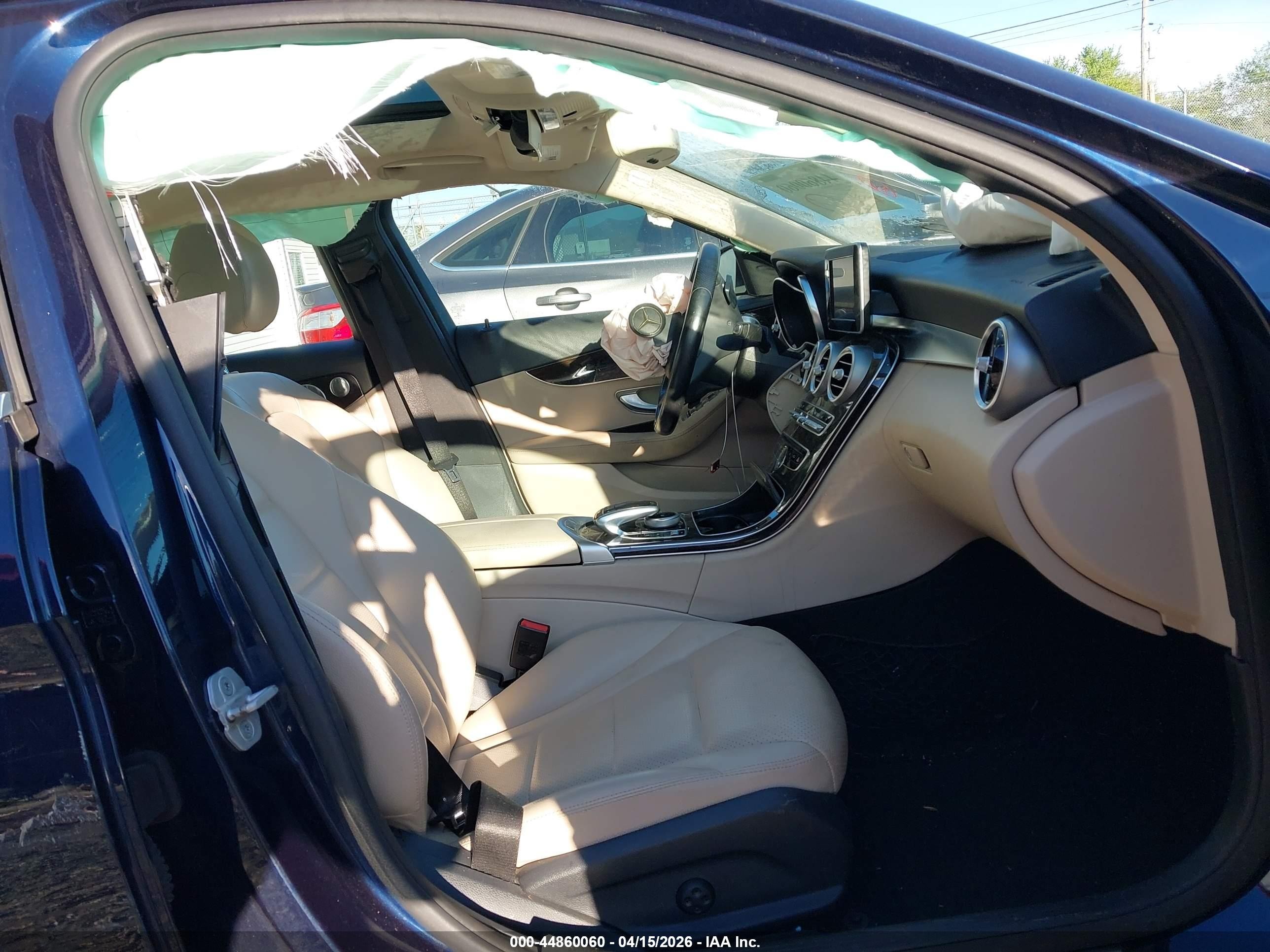 2015 Mercedes-benz C 300 4matic Blue vin: 55SWF4KBXFU012115