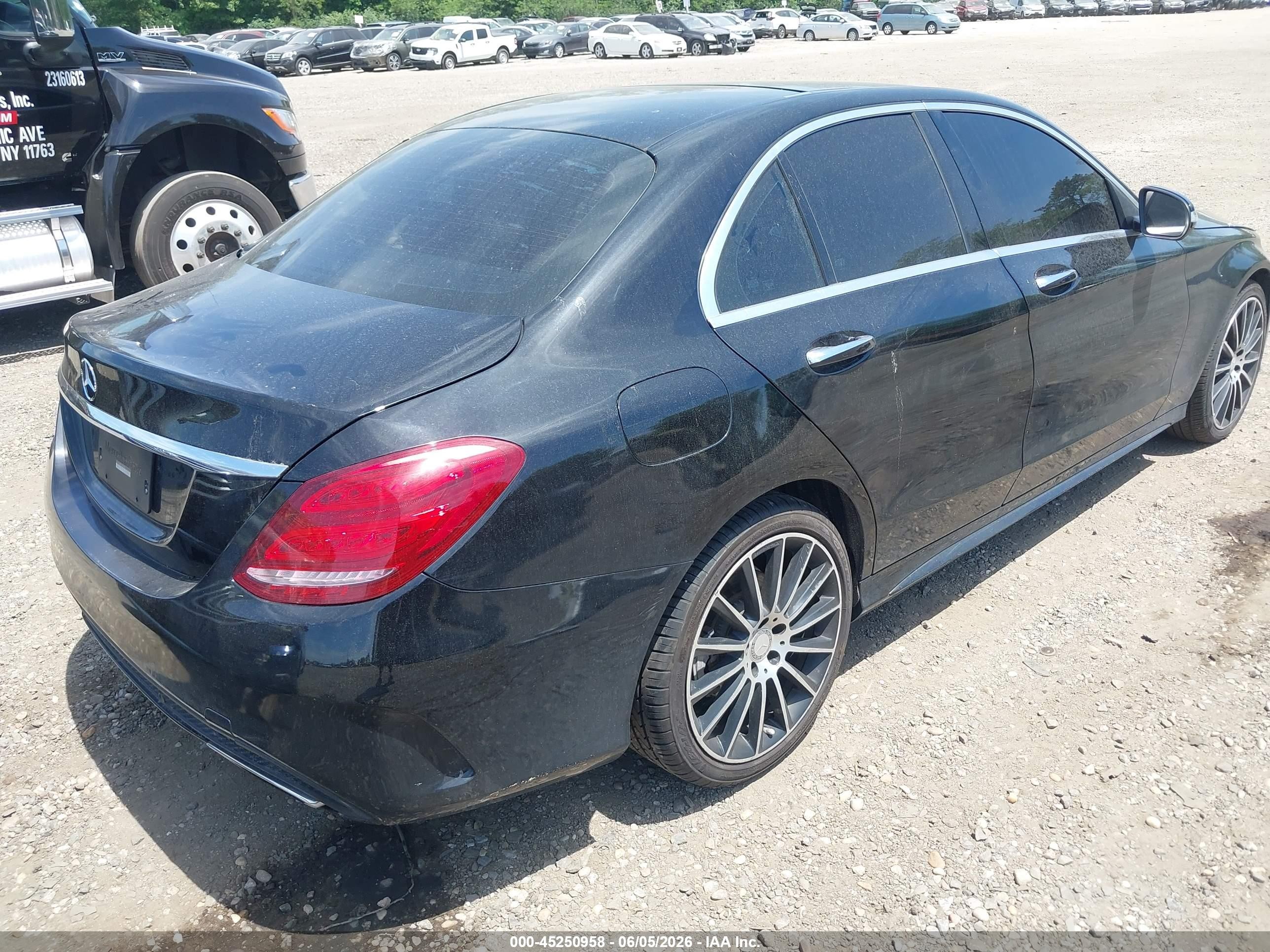 2015 Mercedes-benz C 300 4matic/luxury 4matic/sport 4matic Black vin: 55SWF4KBXFU024250