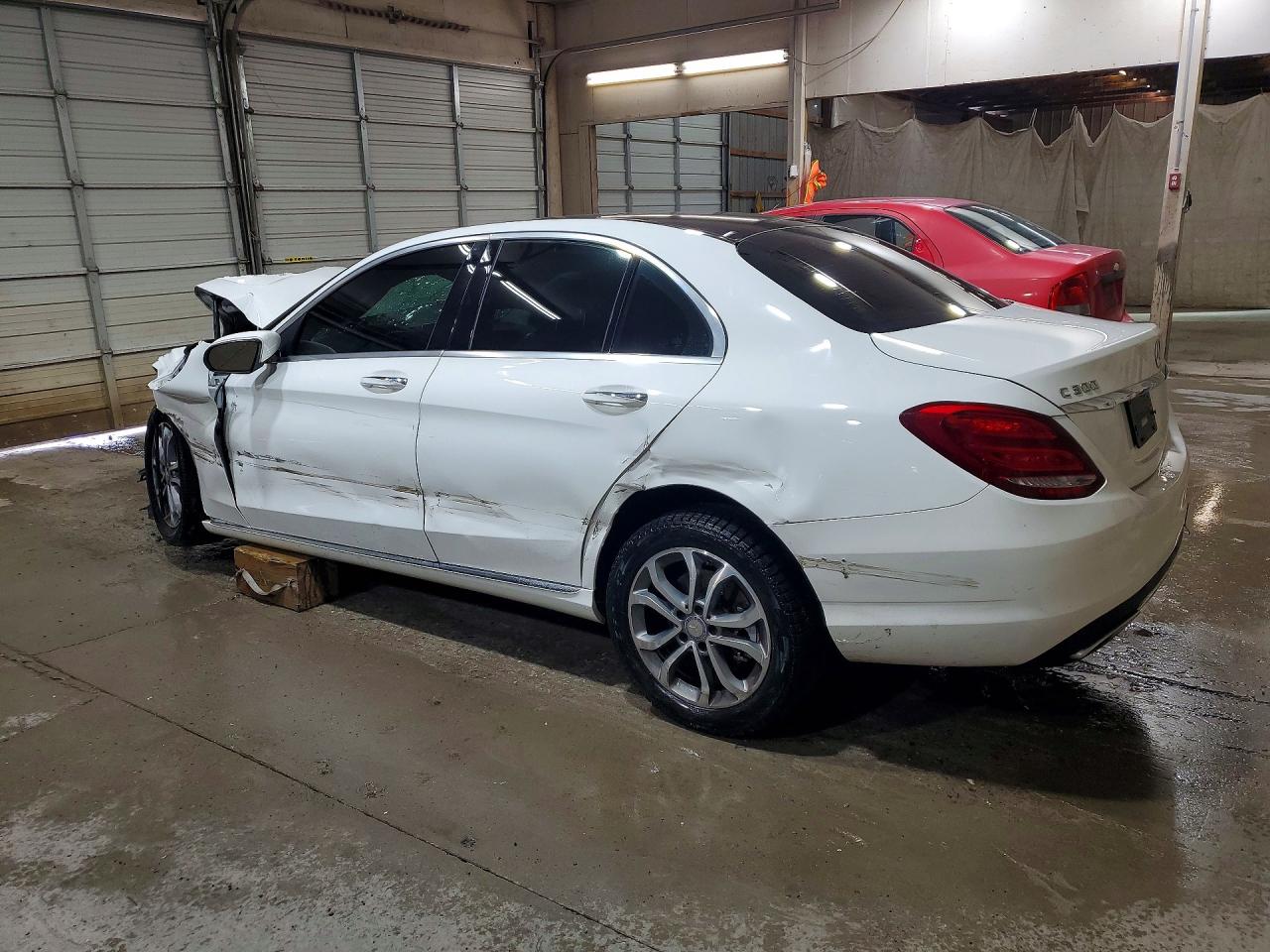 2015 Mercedes-benz C 300 4matic White vin: 55SWF4KBXFU026449