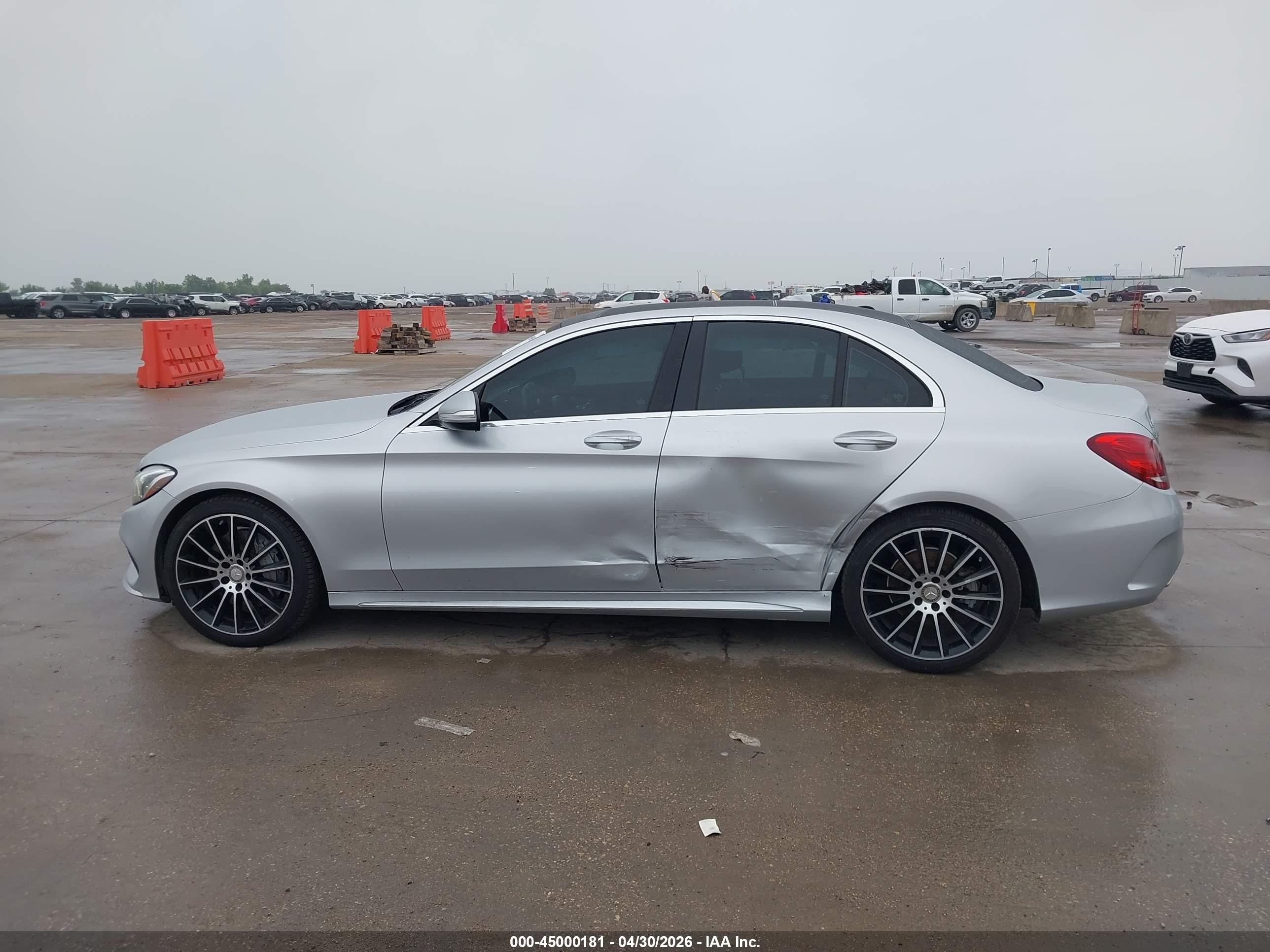 2015 Mercedes-benz C 300 Sport 4matic Silver vin: 55SWF4KBXFU030775