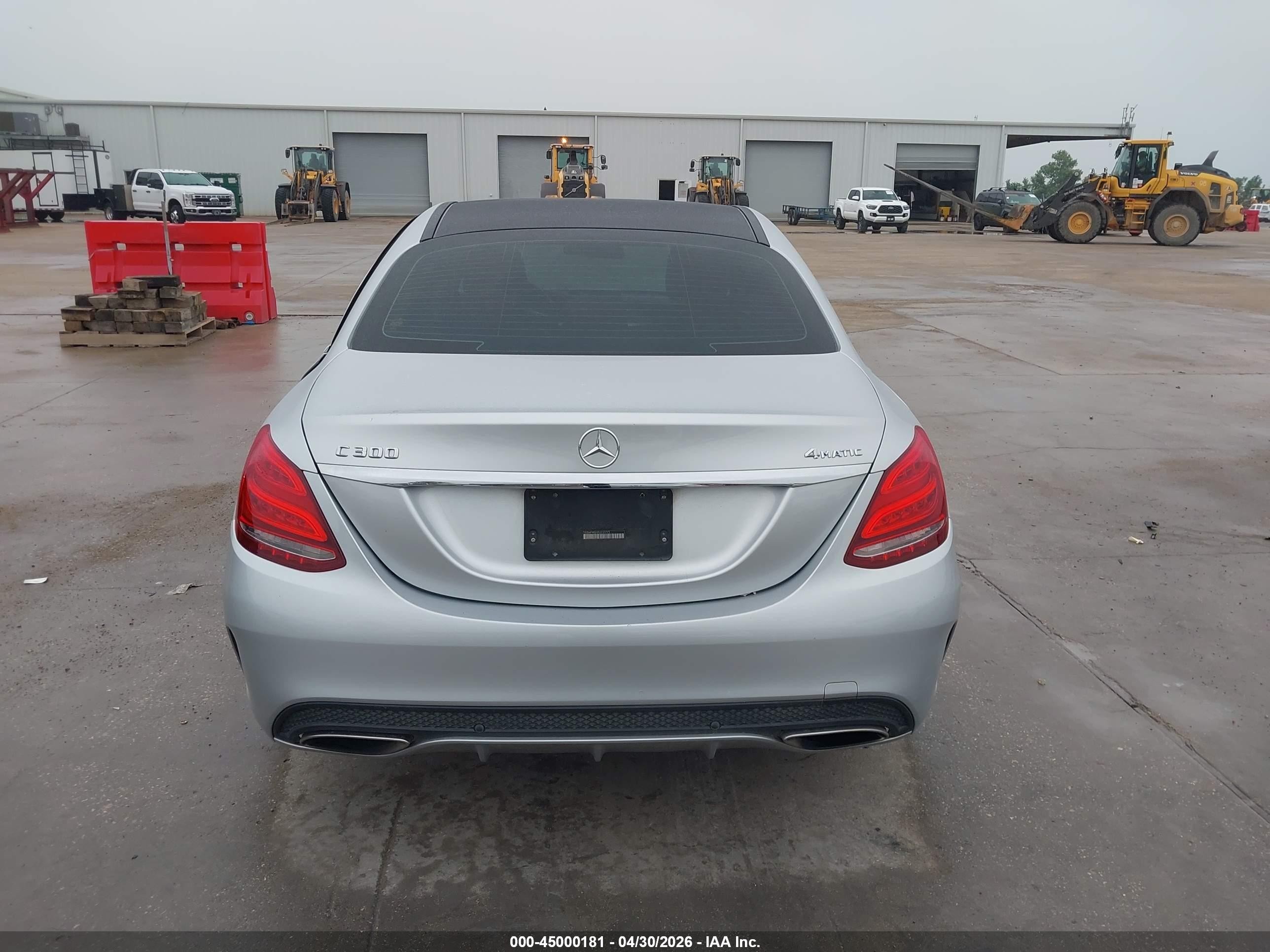 2015 Mercedes-benz C 300 Sport 4matic Silver vin: 55SWF4KBXFU030775
