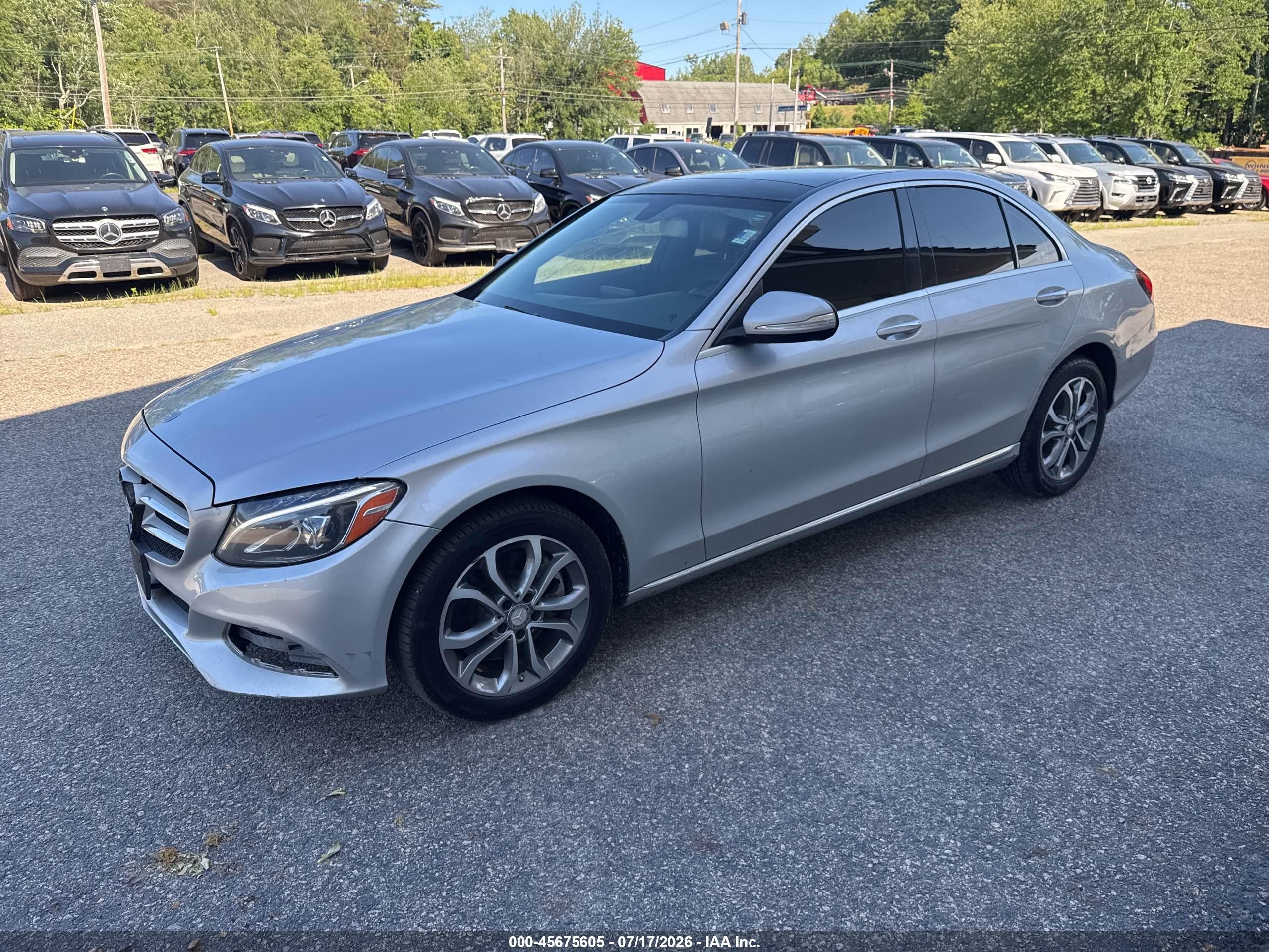 2015 Mercedes-benz C 300 4matic Серебряный vin: 55SWF4KBXFU034762