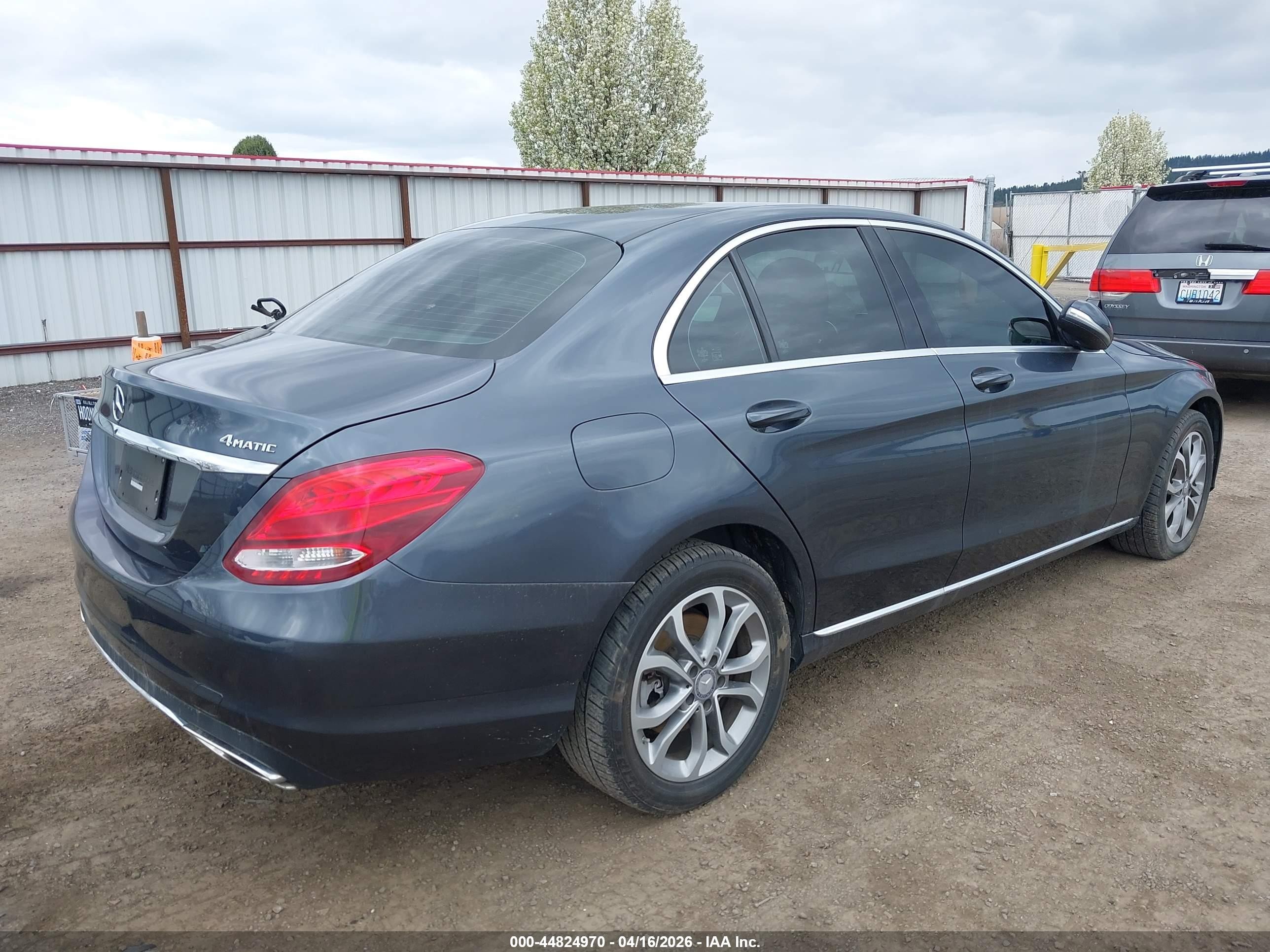 2015 Mercedes-benz C 300 4matic Gray vin: 55SWF4KBXFU049519
