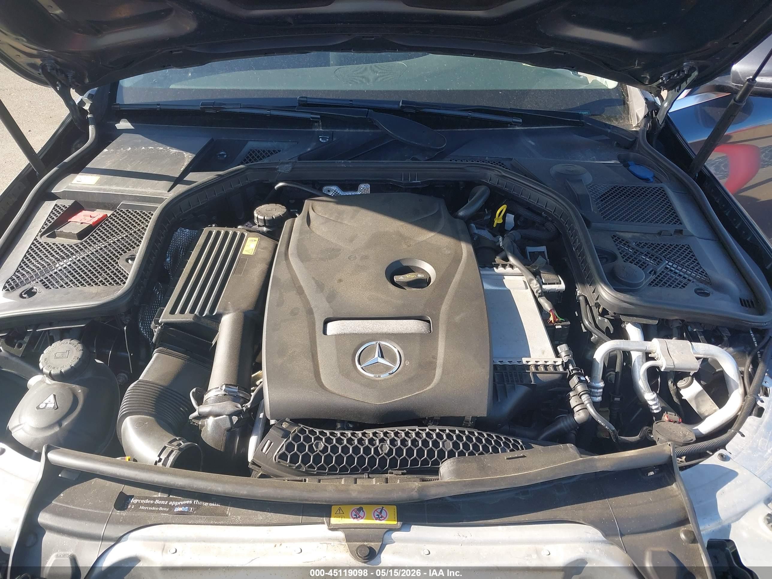 2015 Mercedes-benz C 300 4matic Серый vin: 55SWF4KBXFU058818