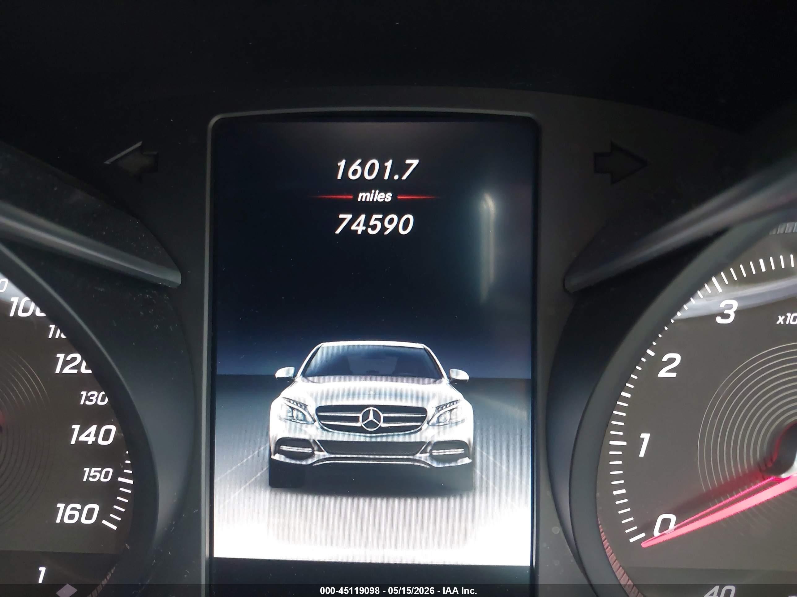 2015 Mercedes-benz C 300 4matic Серый vin: 55SWF4KBXFU058818