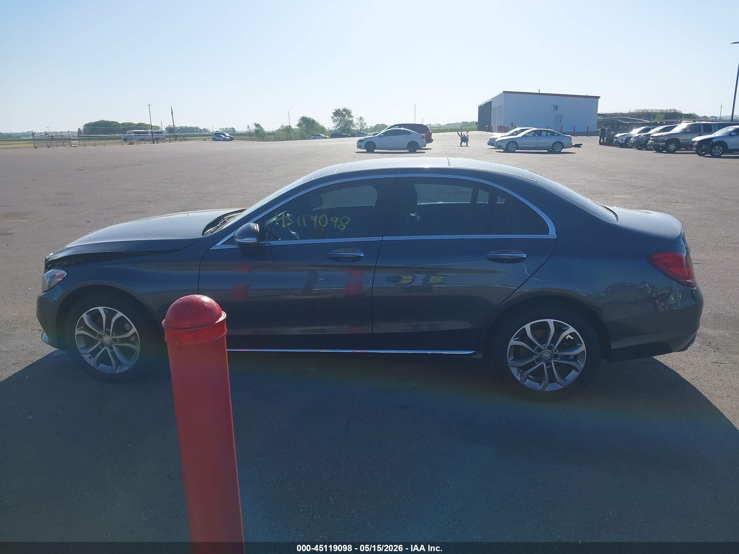 2015 Mercedes-benz C 300 4matic Серый vin: 55SWF4KBXFU058818