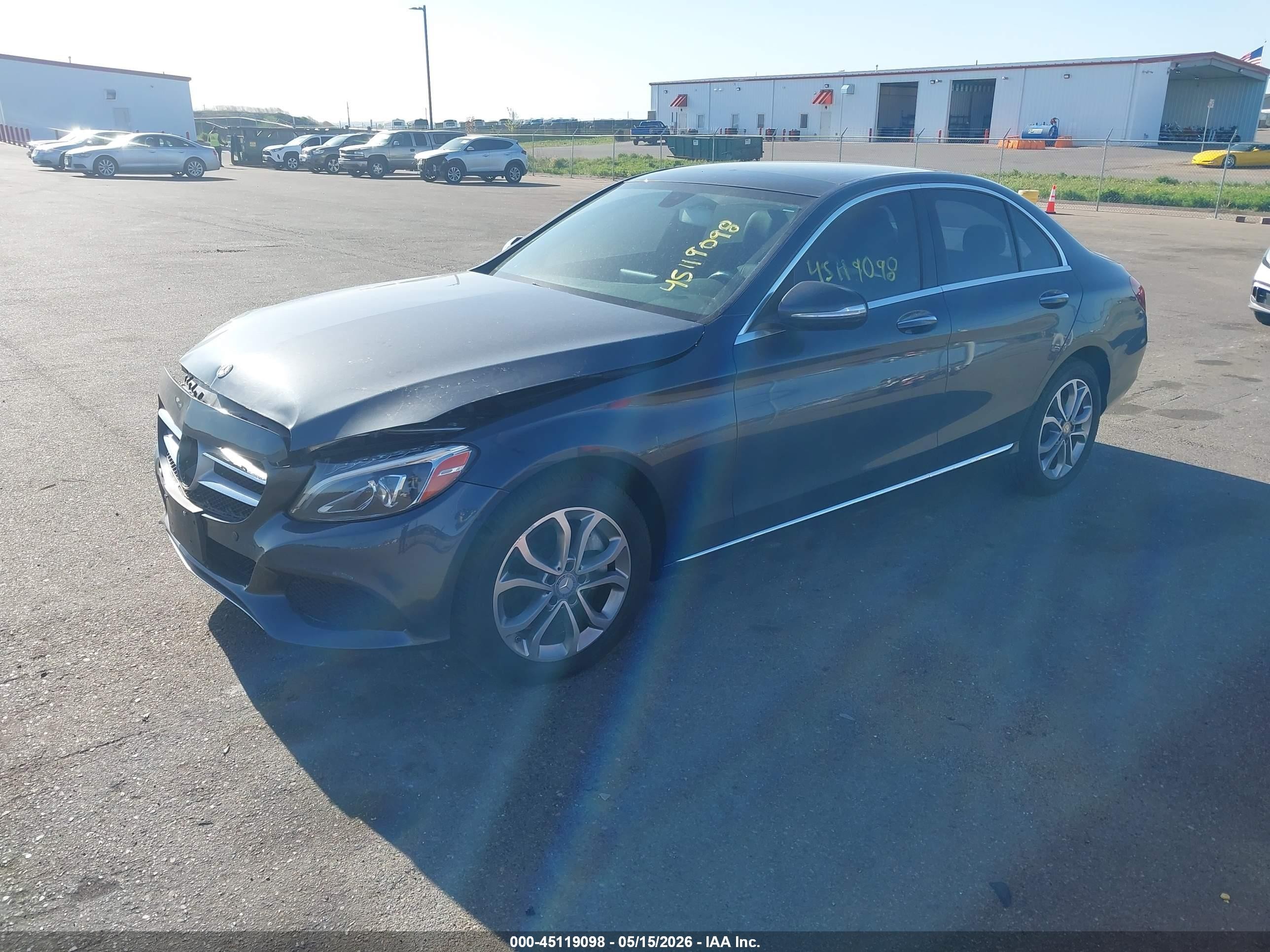 2015 Mercedes-benz C 300 4matic Серый vin: 55SWF4KBXFU058818