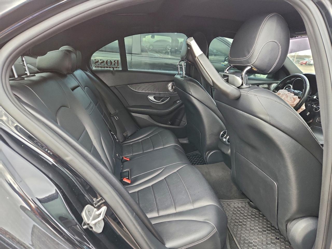 2015 Mercedes-benz C 300 4matic Black vin: 55SWF4KBXFU079538