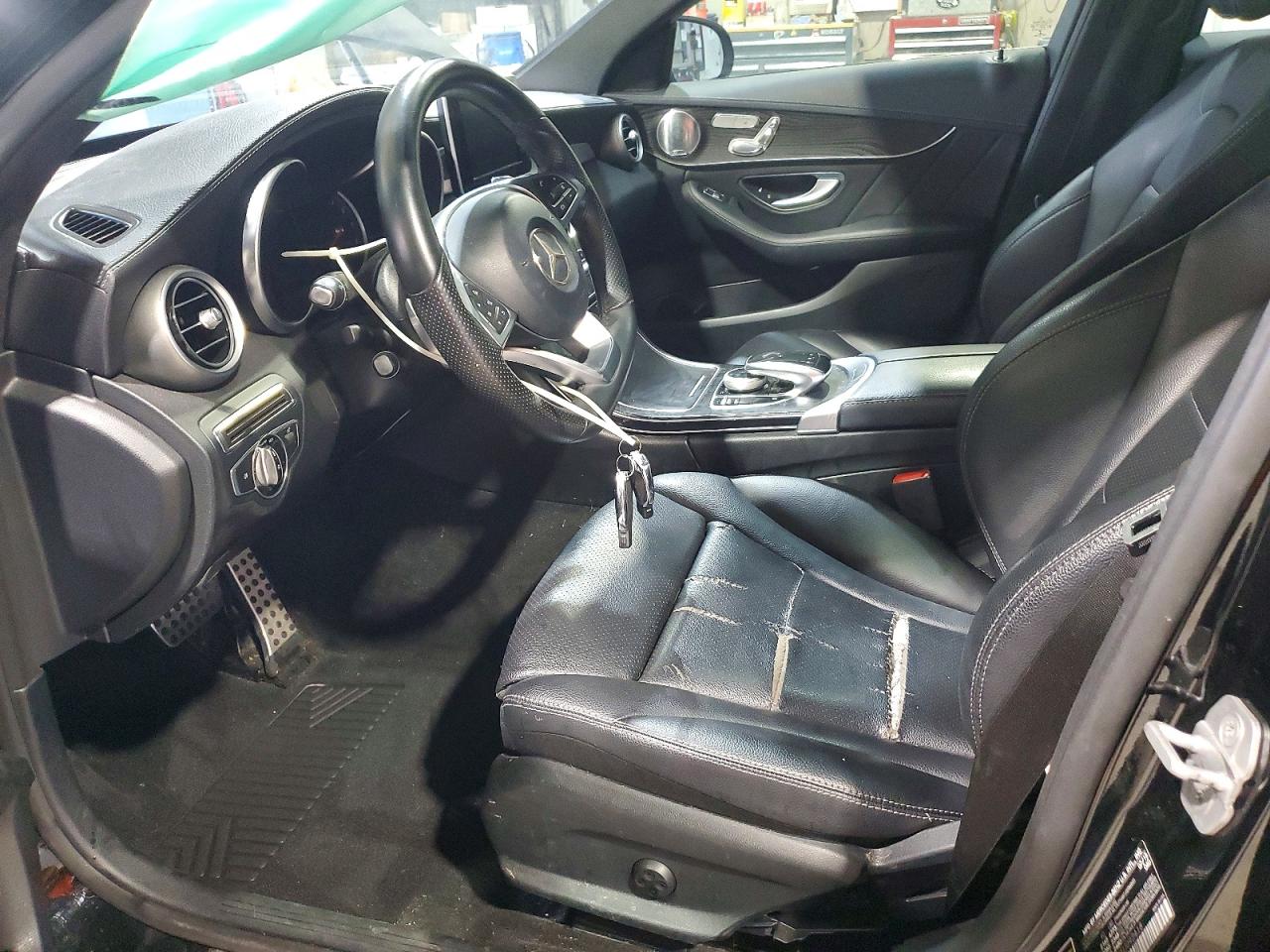 2015 Mercedes-benz C 300 4matic Black vin: 55SWF4KBXFU092418