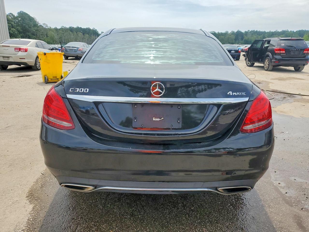 2015 Mercedes-benz C 300 4matic Black vin: 55SWF4KBXFU095884