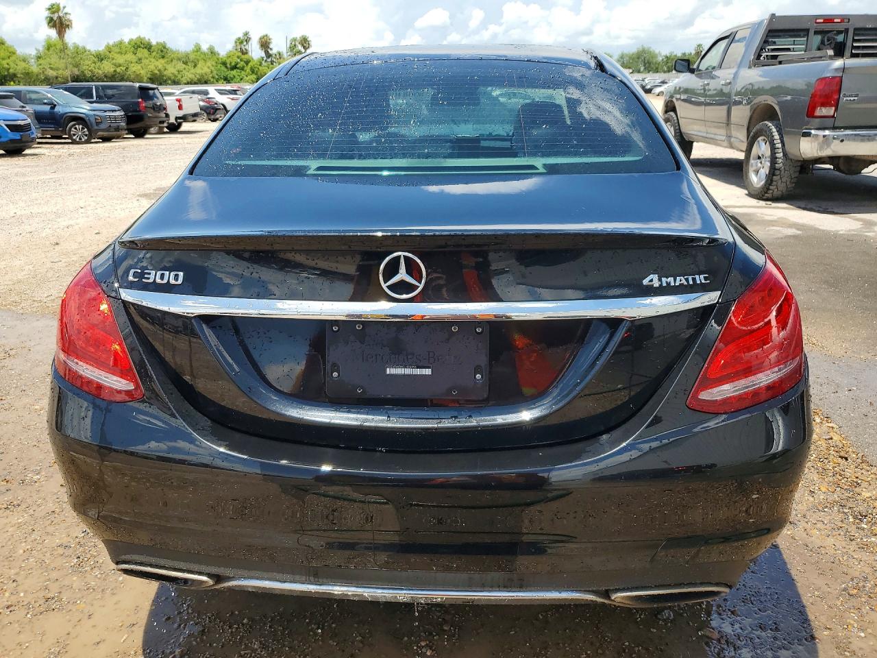2016 Mercedes-benz C 300 4matic Black vin: 55SWF4KBXGU135995