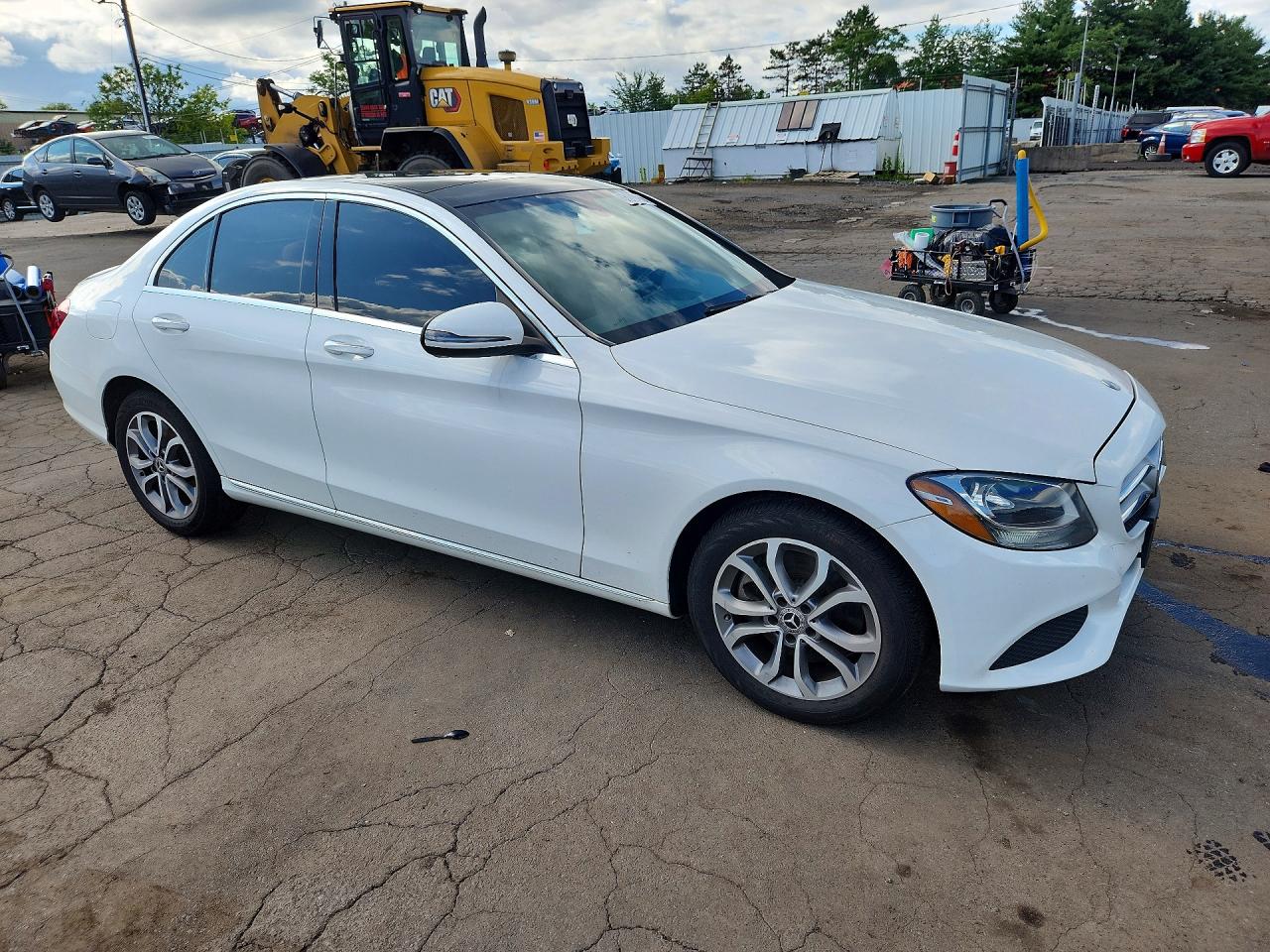 2018 Mercedes-benz C 300 4matic White vin: 55SWF4KBXJU259868