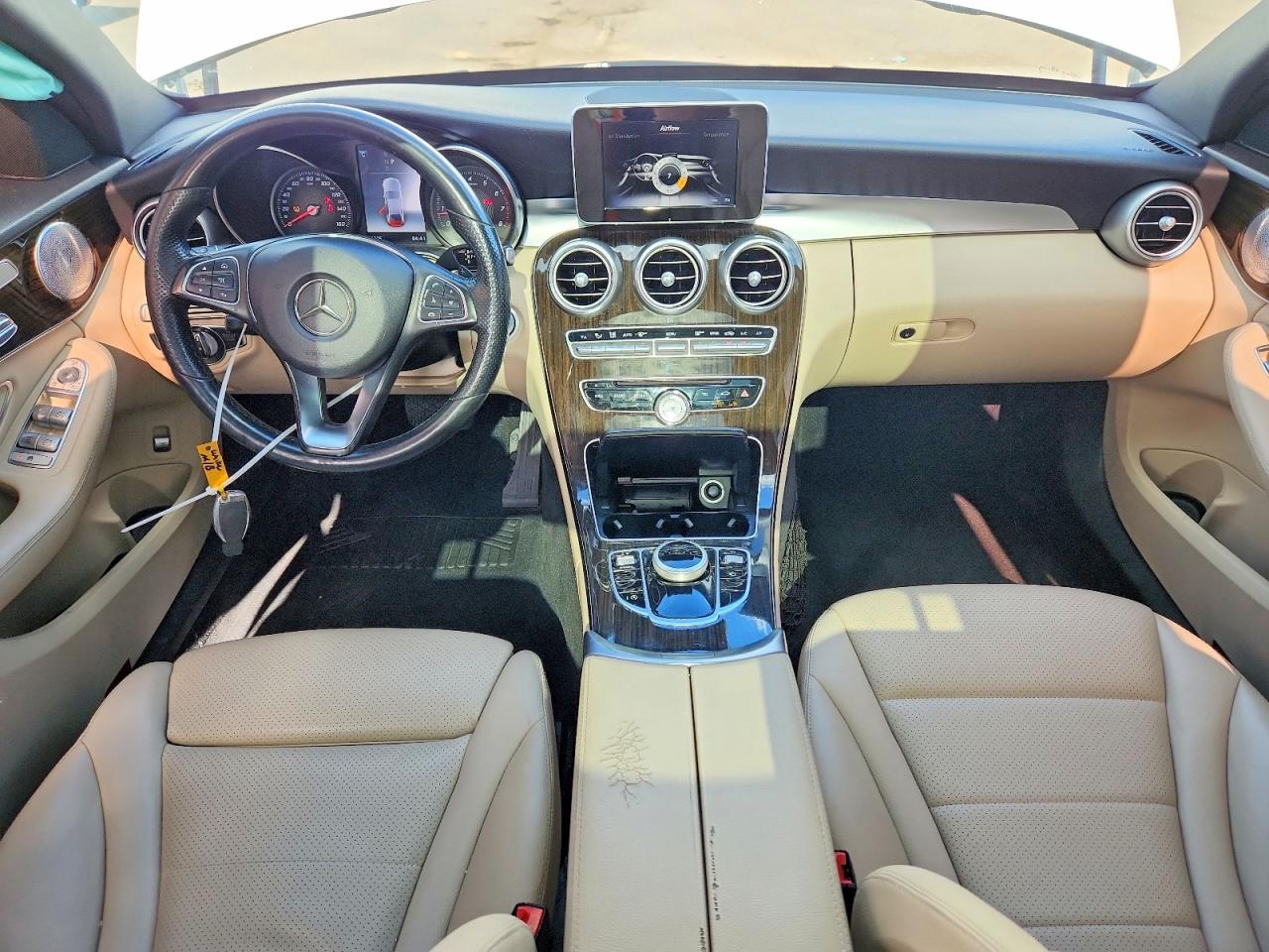2018 Mercedes-benz C 300 4matic White vin: 55SWF4KBXJU259868