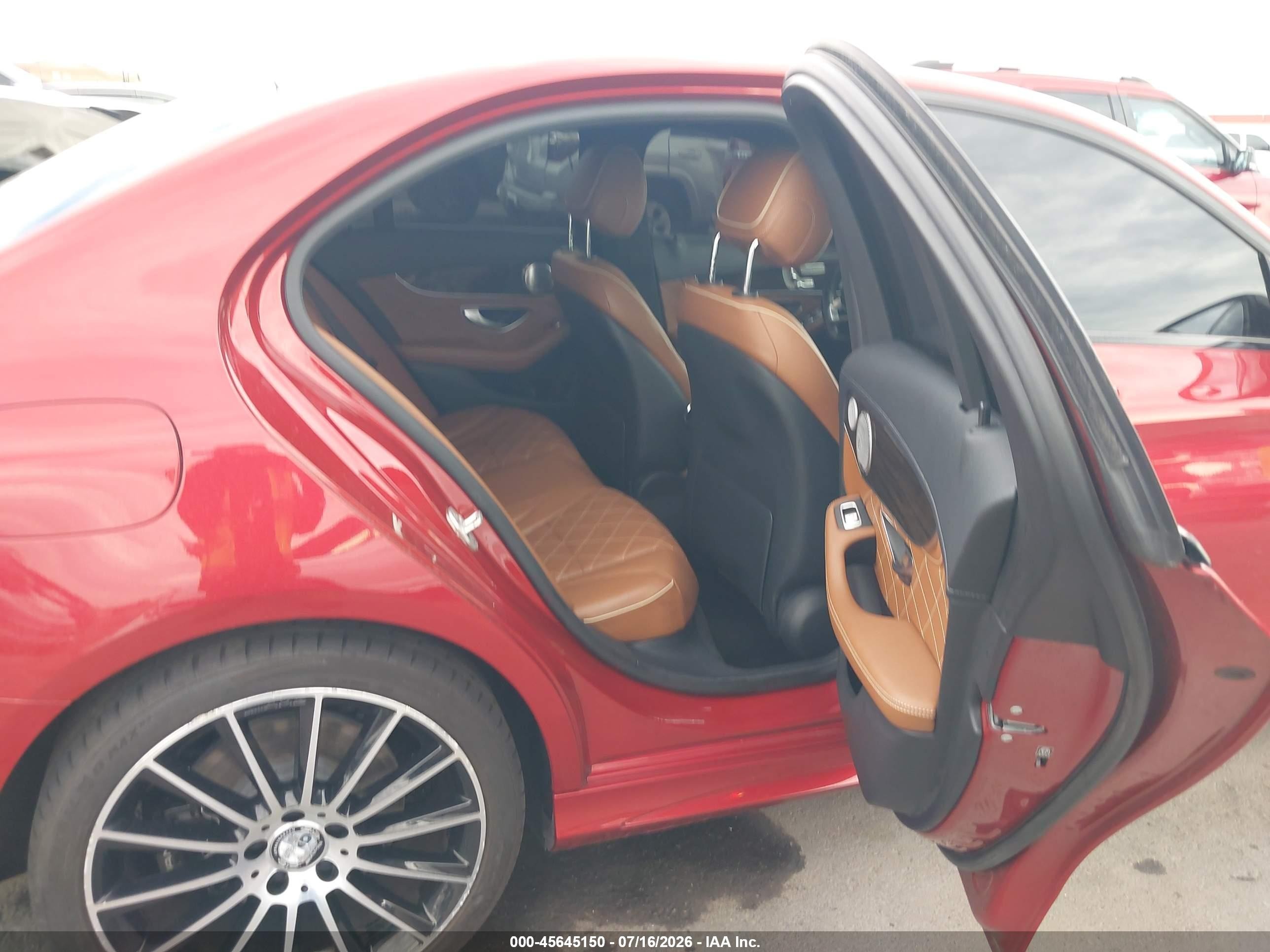 2016 Mercedes-benz C 450 Amg 4matic Красный vin: 55SWF6EB3GU130208
